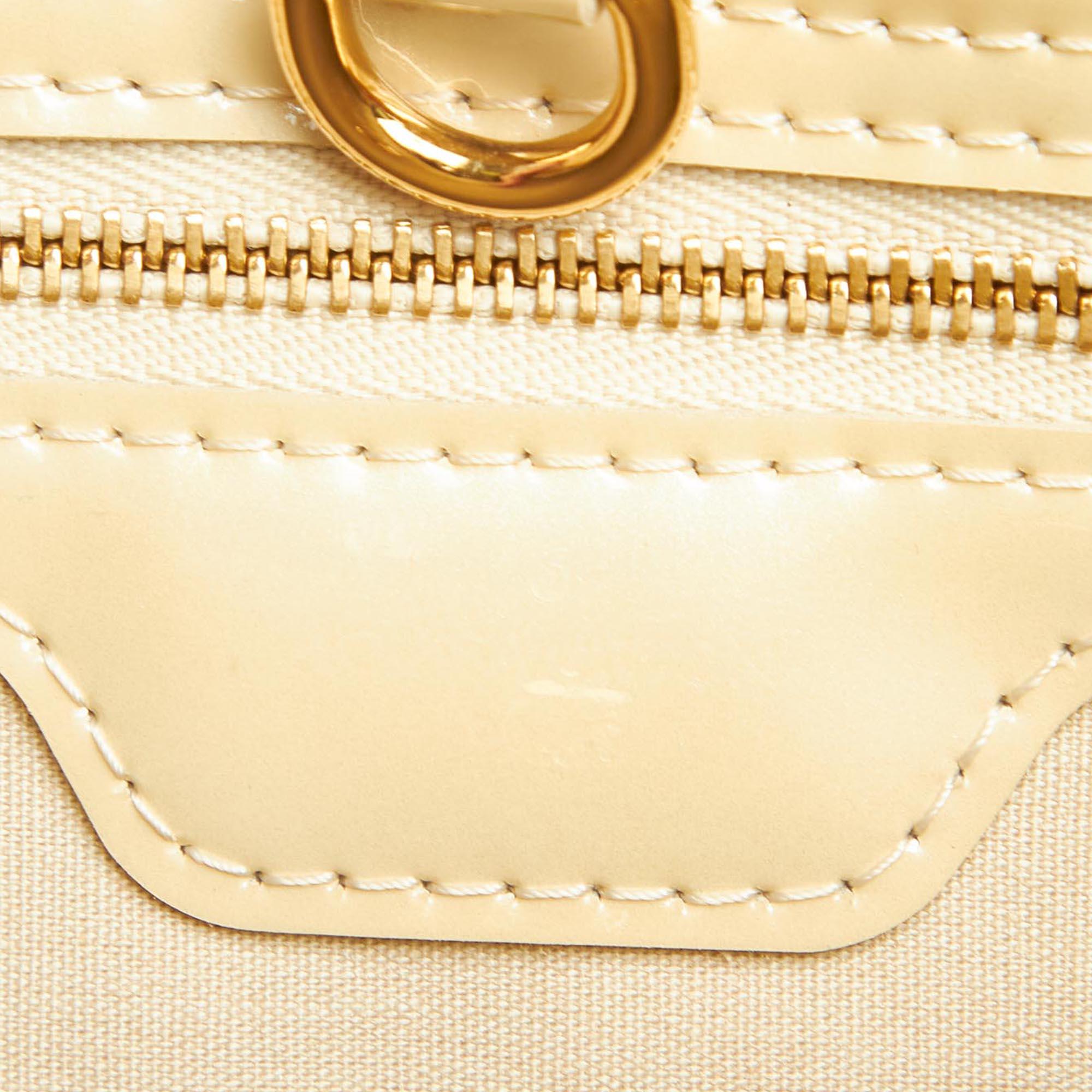 Louis Vuitton Vernis Wilshire PM (SHG-36764)