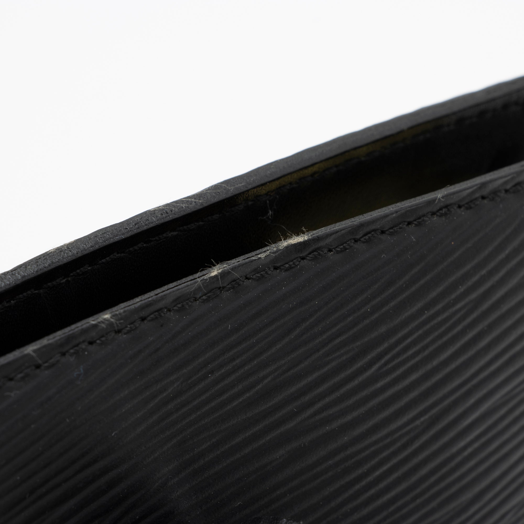 Louis Vuitton Vintage Epi Leather St. Jacques PM Shoulder Bag (SHF-23843)