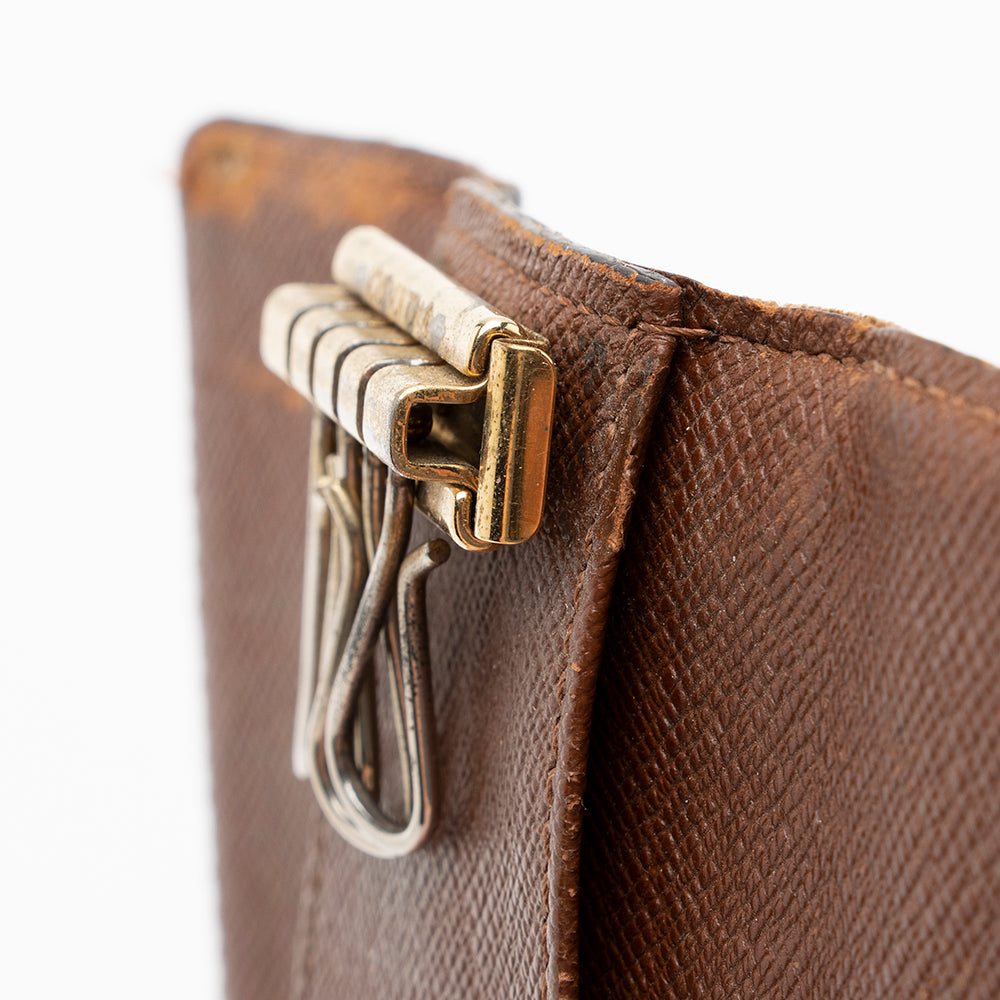 Louis Vuitton Vintage Monogram Canvas 4 Key Holder - FINAL SALE (SHF-16016)