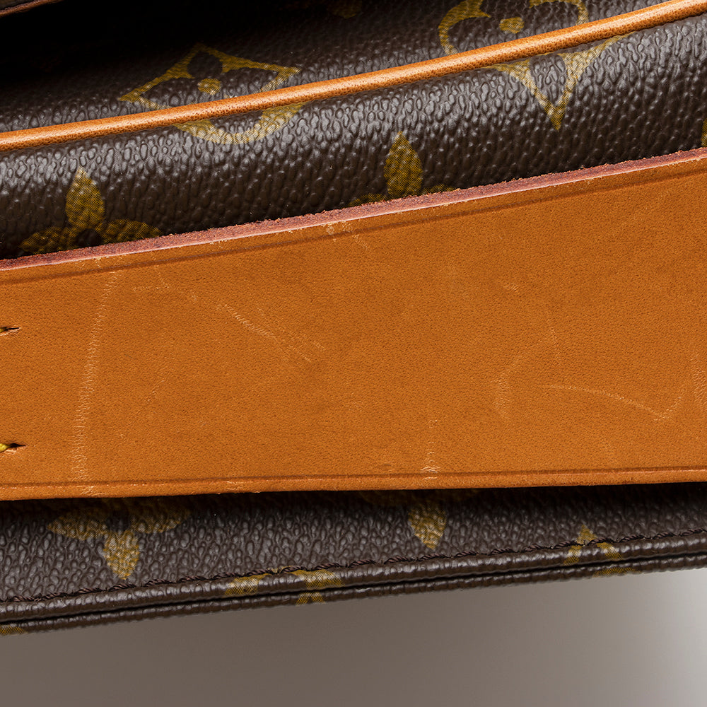Louis Vuitton Vintage Monogram Canvas Cartouchiere GM Shoulder Bag (SHF-21275)