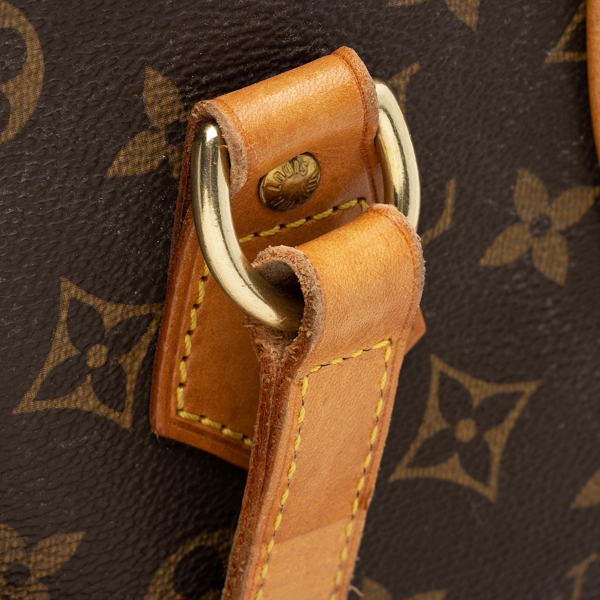 Louis Vuitton Vintage Monogram Canvas Ellipse GM Shoulder Bag (SHF-22733)