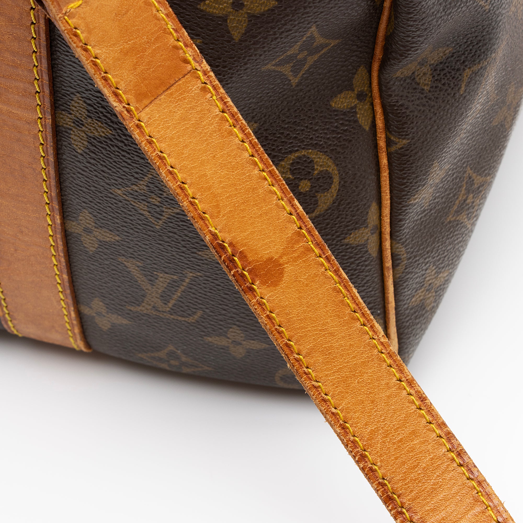 Louis Vuitton Vintage Monogram Canvas Keepall Bandouliere 45 Duffle Bag (SHF-23676)