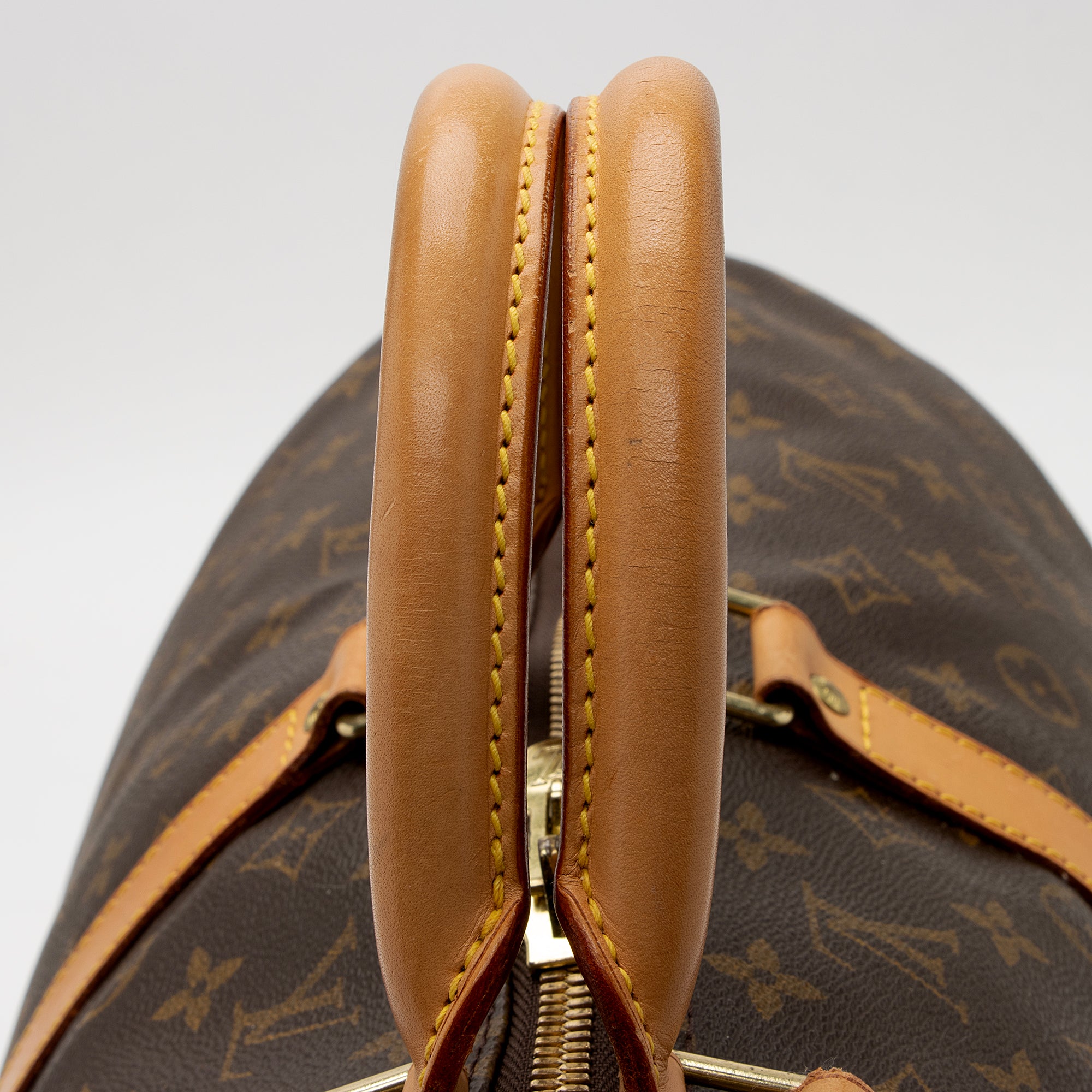 Louis Vuitton Vintage Monogram Canvas Keepall Bandouliere 55 Duffle Bag (SHF-22479)