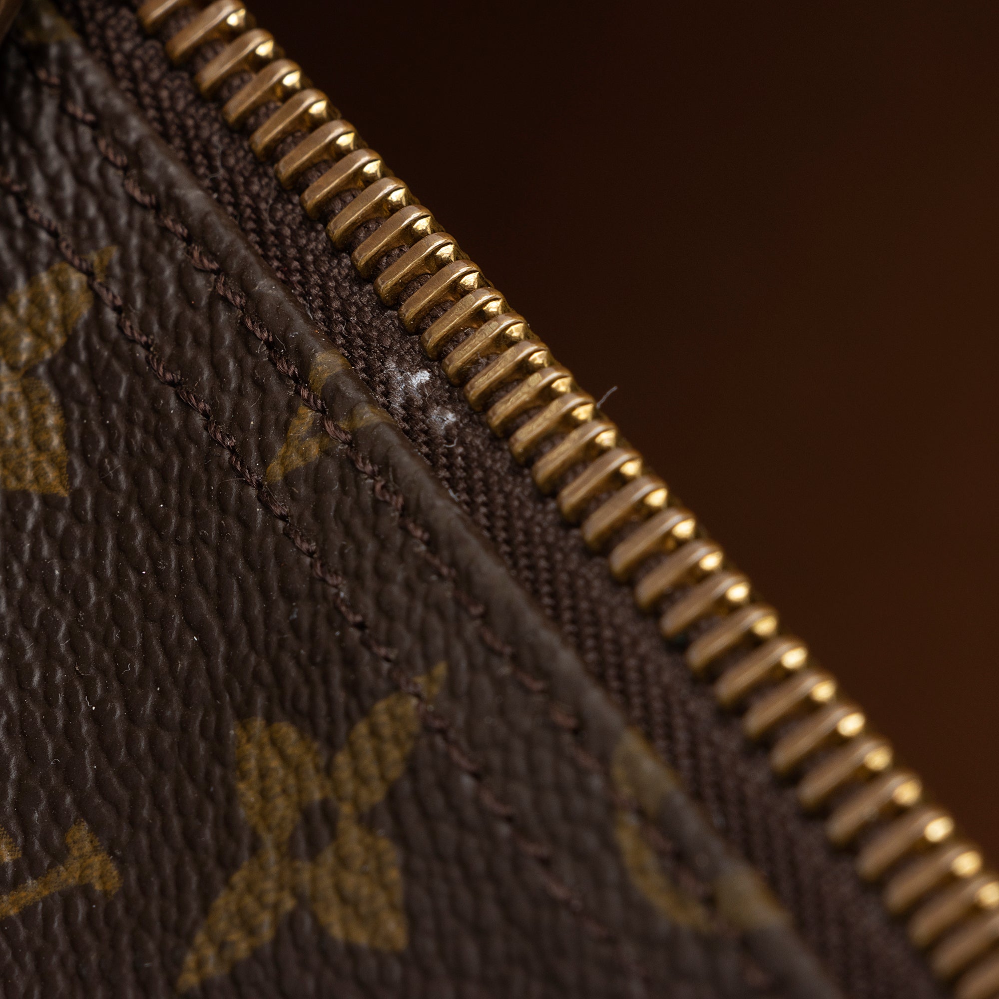 Louis Vuitton Vintage Monogram Canvas Keepall Bandouliere 60 Duffle Bag (SHF-3l2nxP)