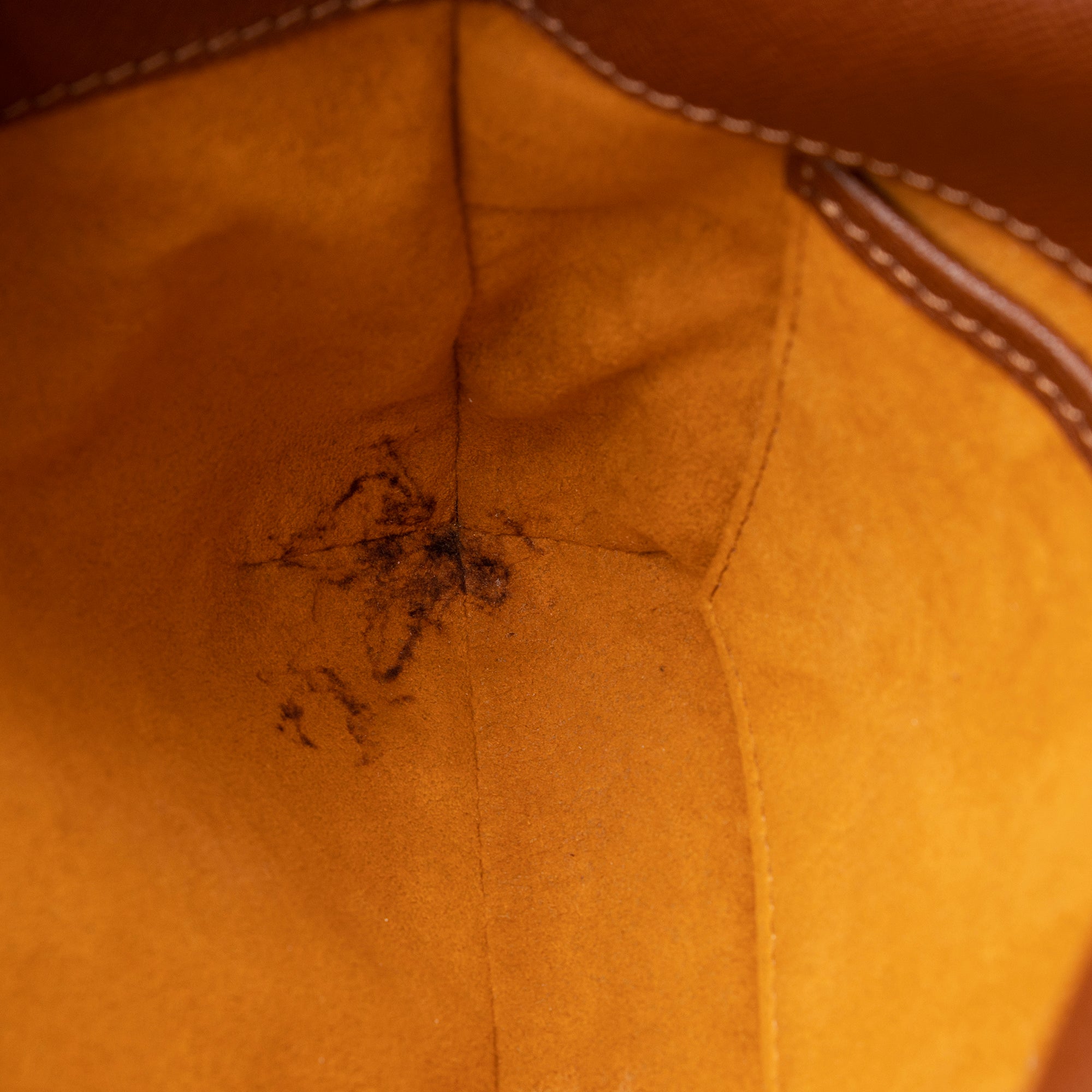 Louis Vuitton Vintage Monogram Canvas Musette Tango Shoulder Bag (SHF-cHKeIi)