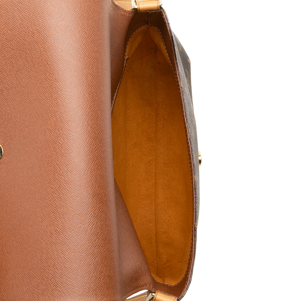 Louis Vuitton Vintage Monogram Canvas Musette Tango Shoulder Bag (SHF-cHKeIi)