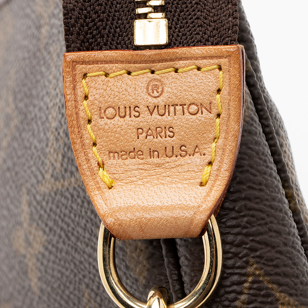 Louis Vuitton Vintage Monogram Canvas Pochette Accessories (SHF-18713)