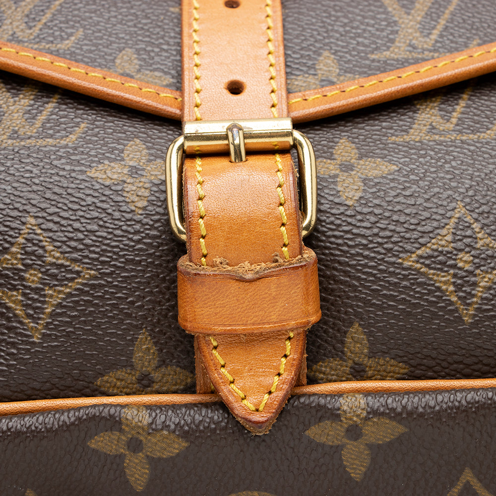 Louis Vuitton Vintage Monogram Canvas Saumur 30 Messenger Bag (SHF-14248)