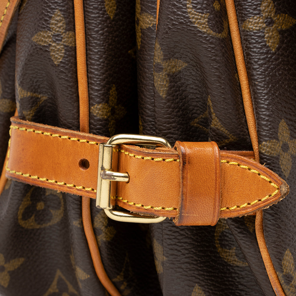 Louis Vuitton Vintage Monogram Canvas Saumur 30 Messenger Bag (SHF-14248)