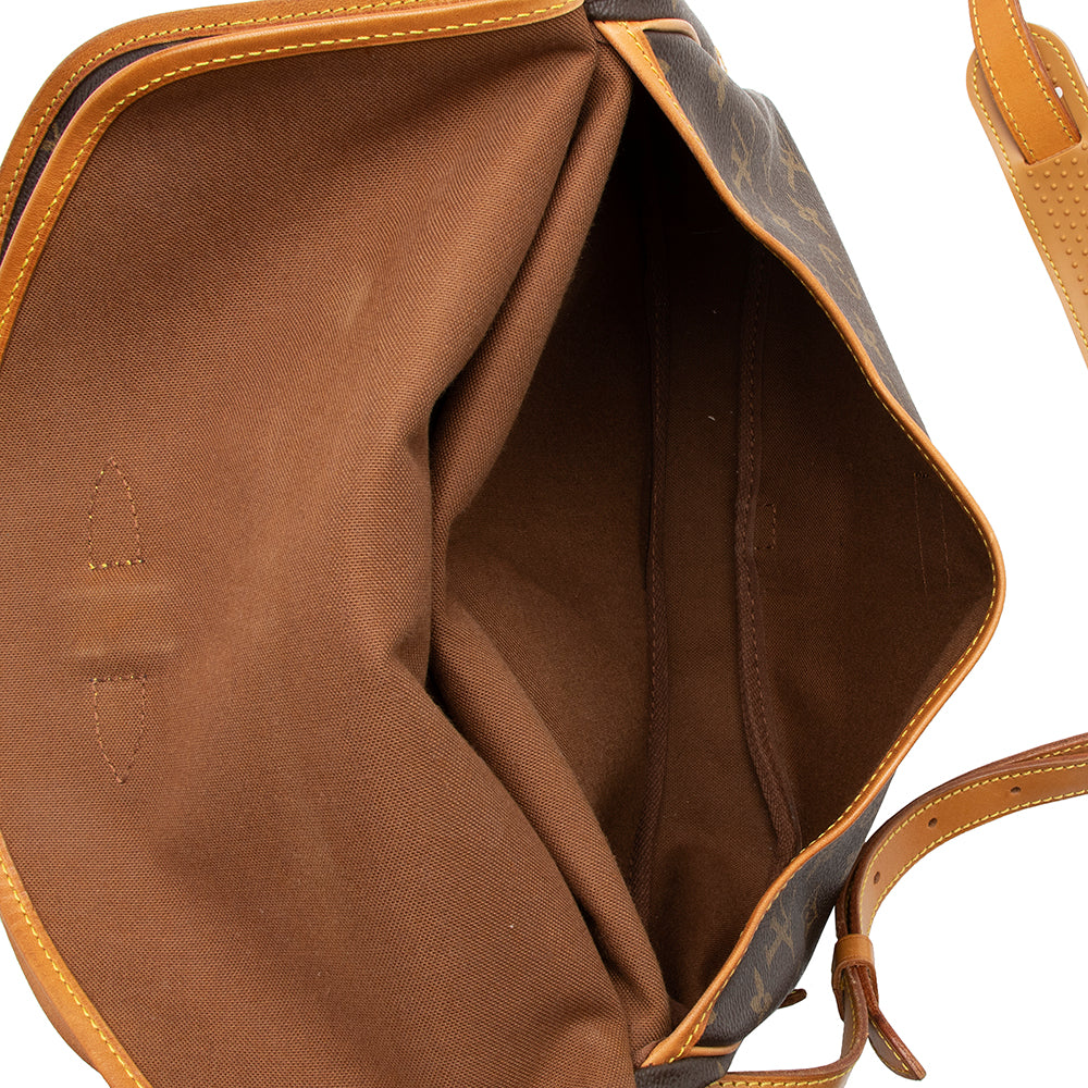 Louis Vuitton Vintage Monogram Canvas Saumur 30 Messenger Bag (SHF-14248)
