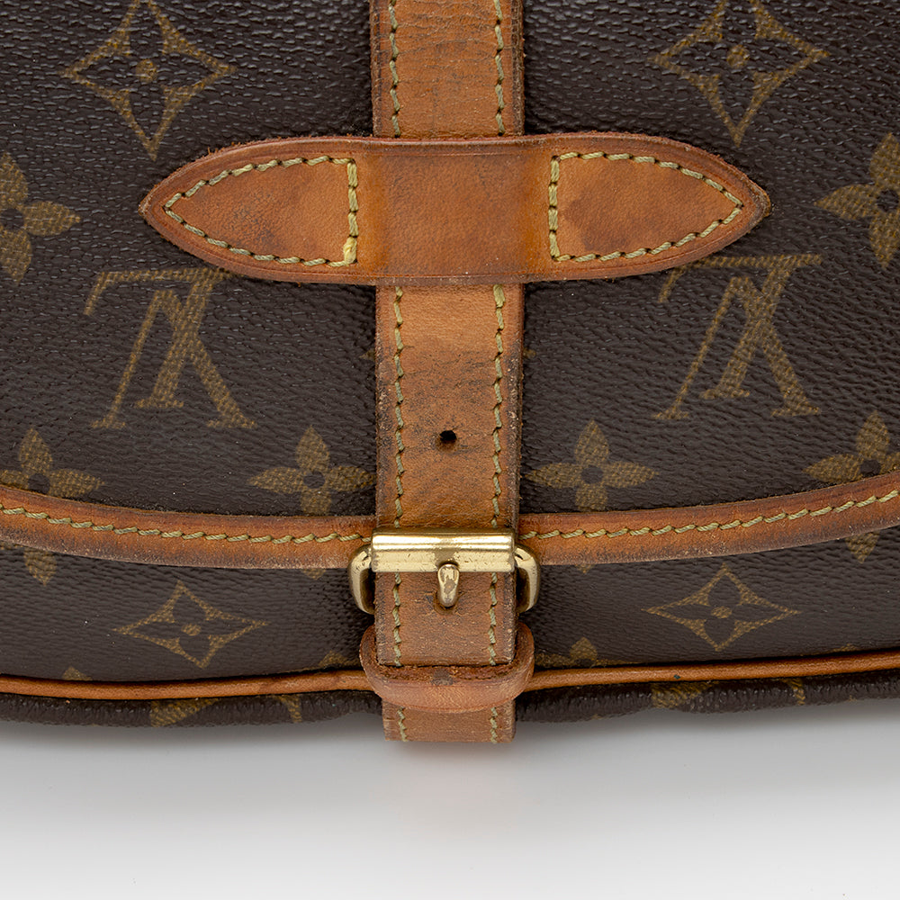 Louis Vuitton Vintage Monogram Canvas Saumur 30 Messenger Bag (SHF-20683)
