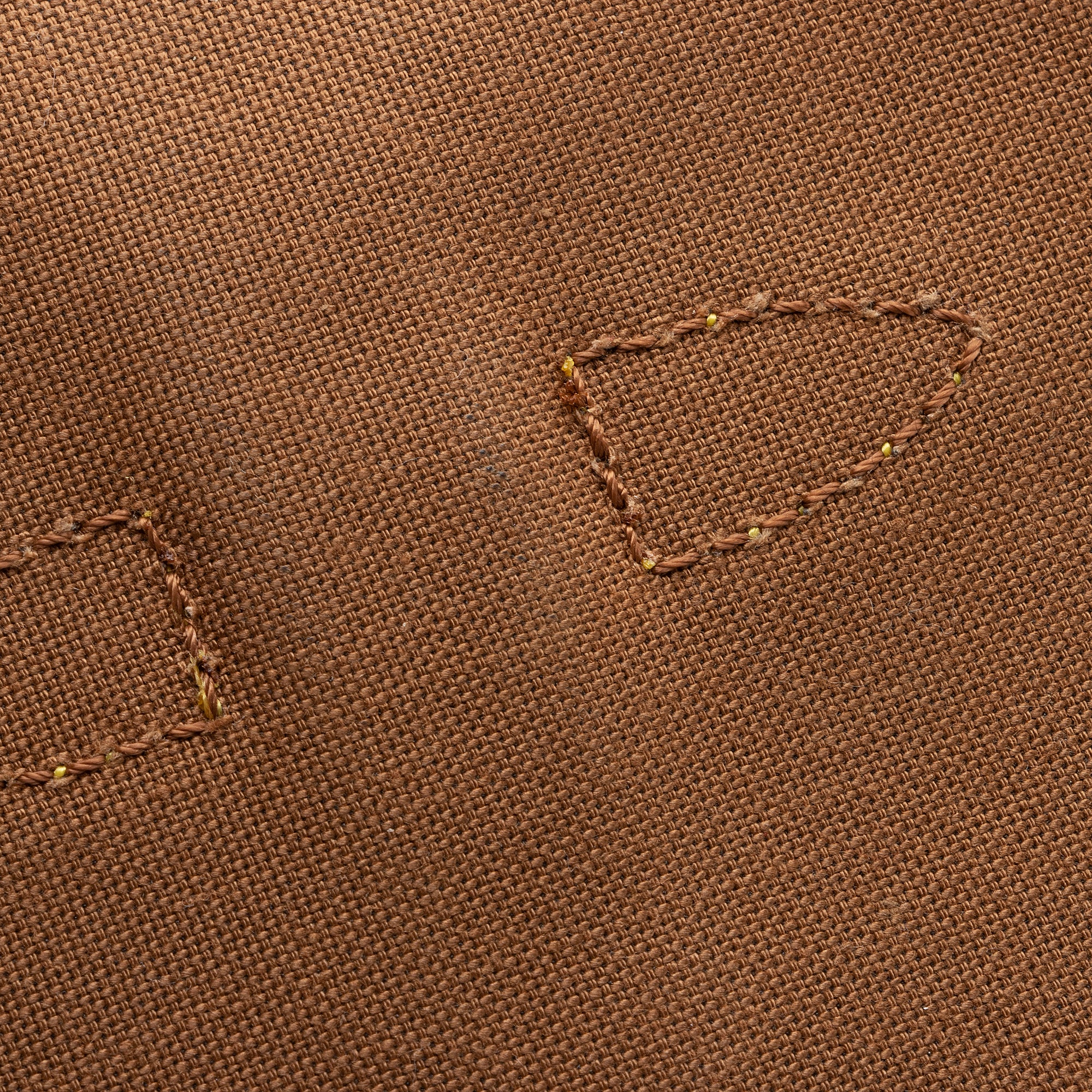 Louis Vuitton Vintage Monogram Canvas Saumur 30 Messenger Bag (SHF-F6ygbP)