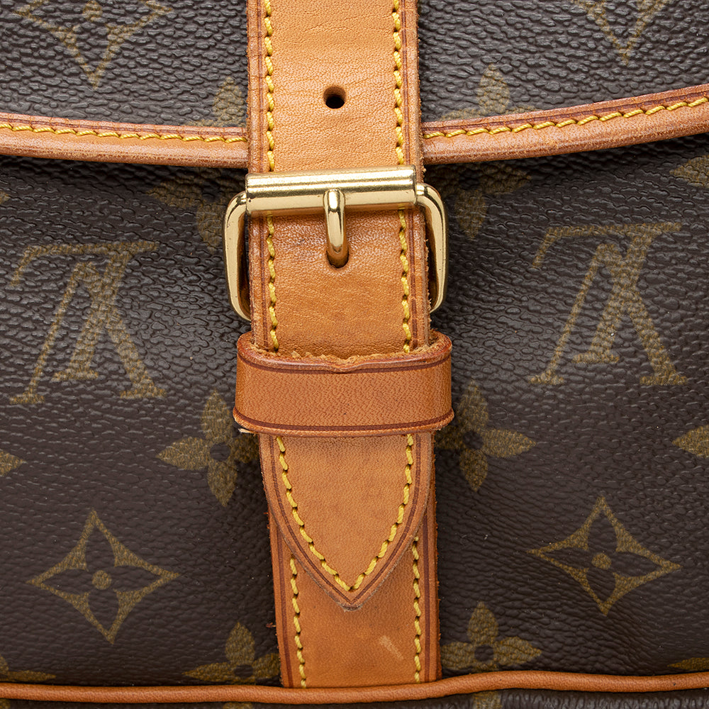 Louis Vuitton Vintage Monogram Canvas Saumur 35 Messenger Bag (SHF-20372)