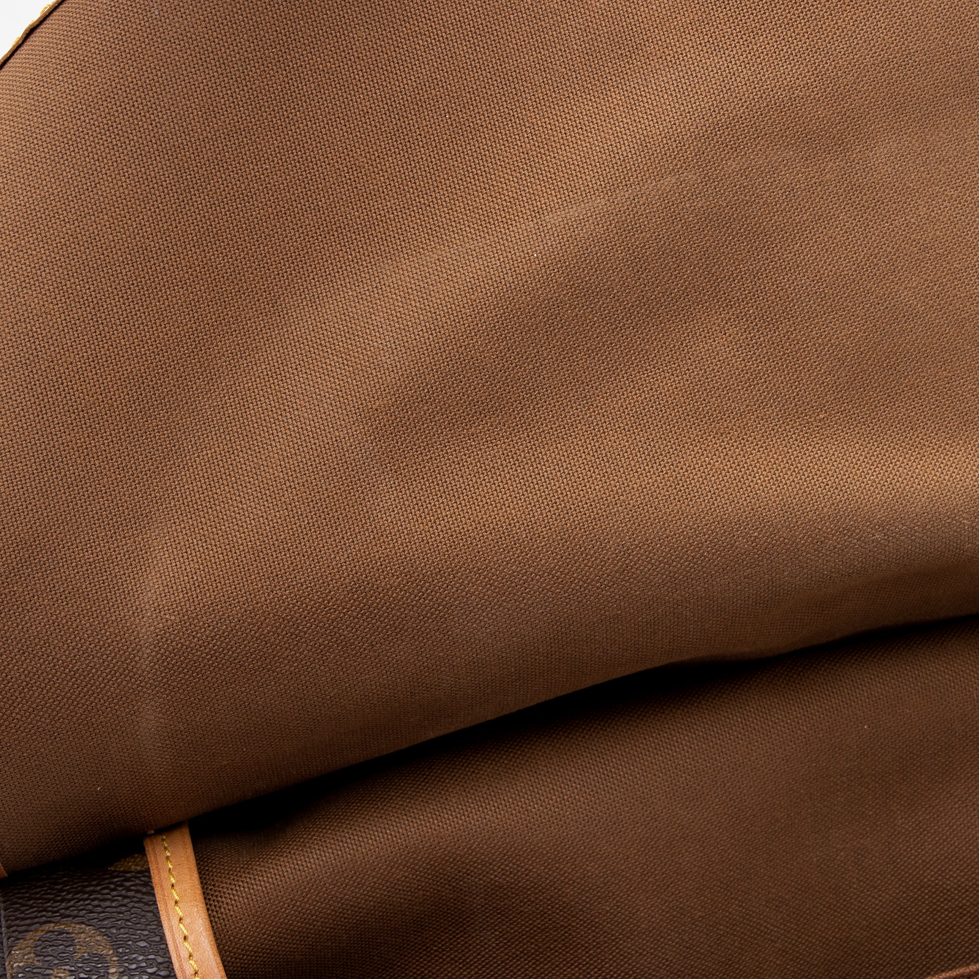 Louis Vuitton Vintage Monogram Canvas Saumur 35 Messenger Bag (SHF-22921)