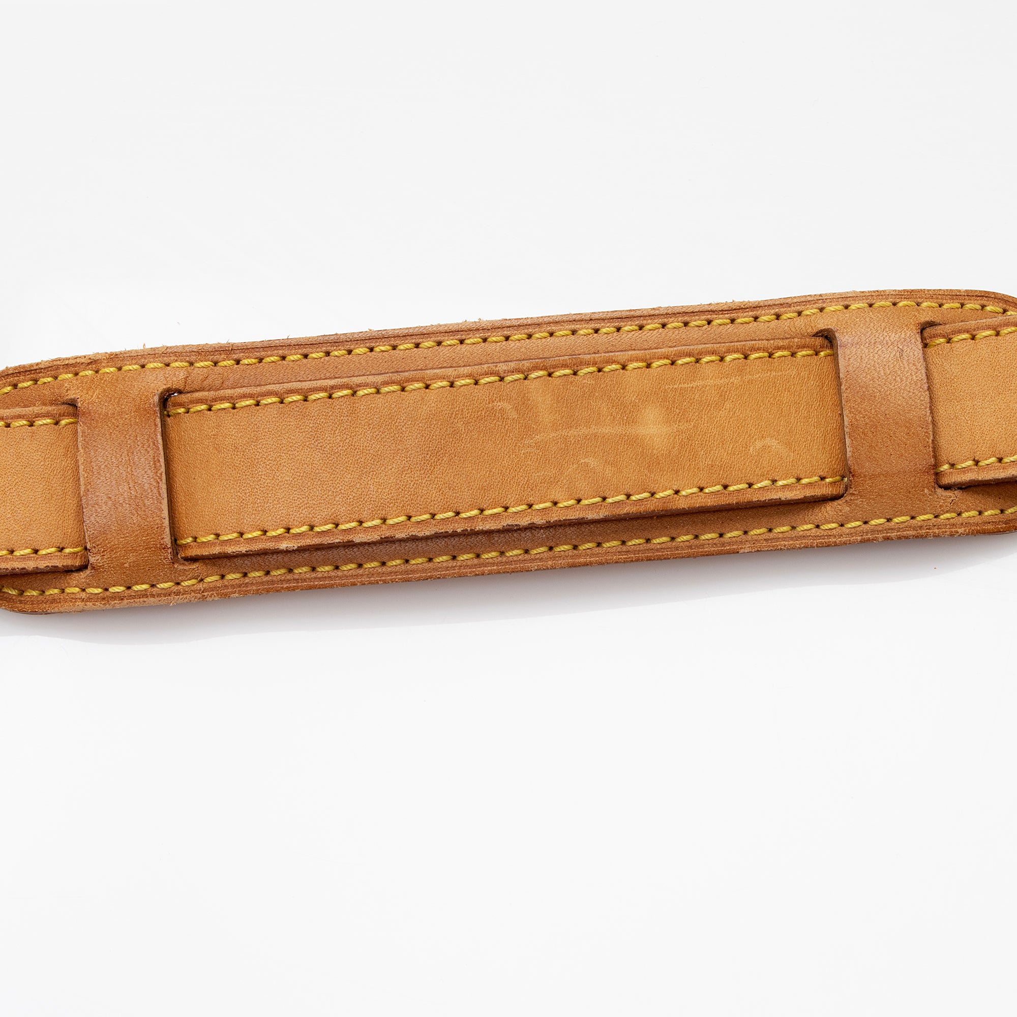 Louis Vuitton Vintage Monogram Canvas Saumur 35 Messenger Bag (SHF-22921)