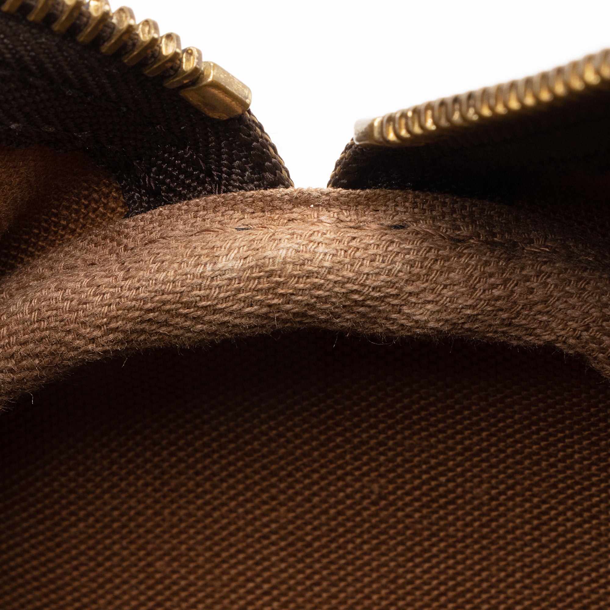 Louis Vuitton Vintage Monogram Canvas Speedy 35 Satchel (SHF-22507)