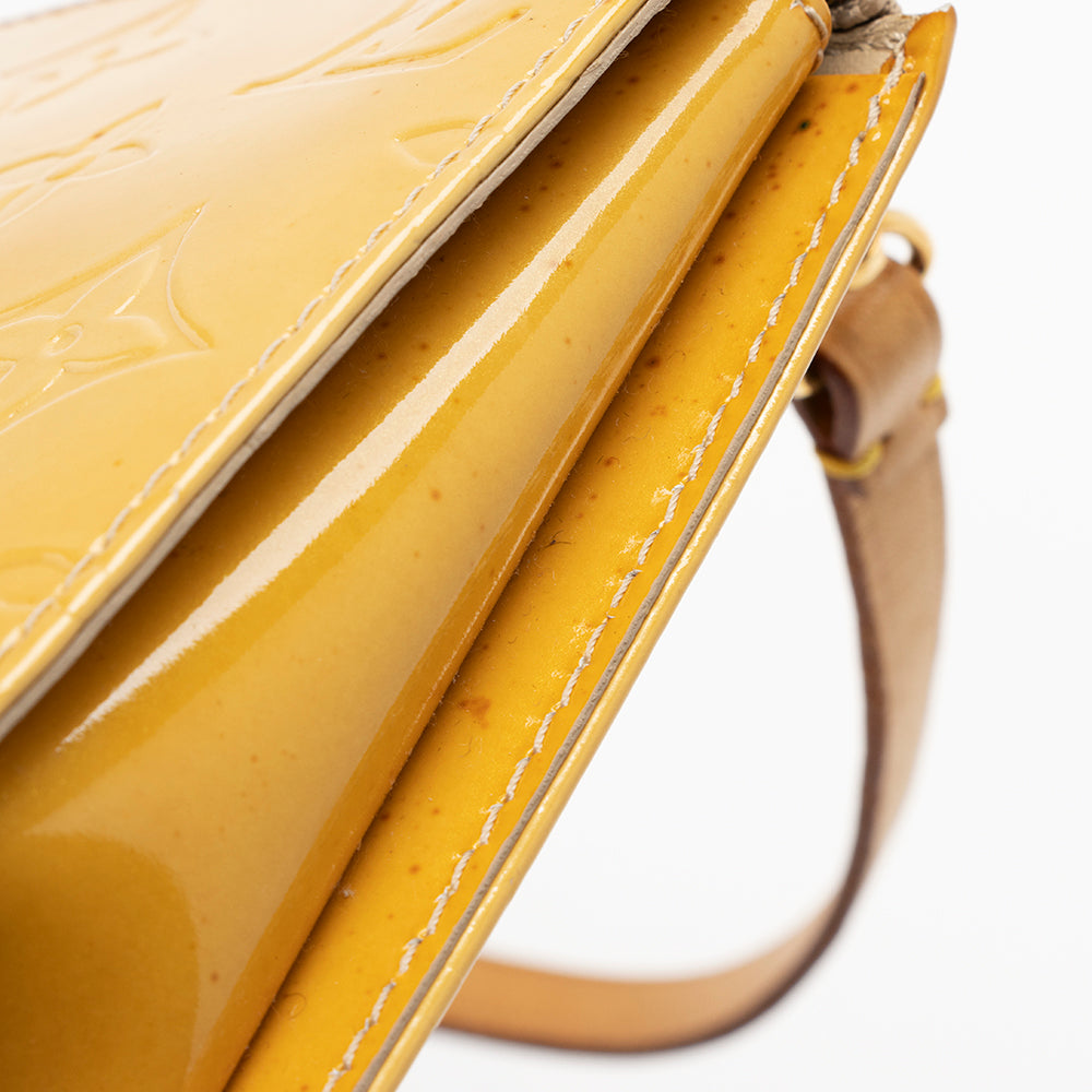 Louis Vuitton Vintage Monogram Vernis Lexington Pochette (SHF-13979)