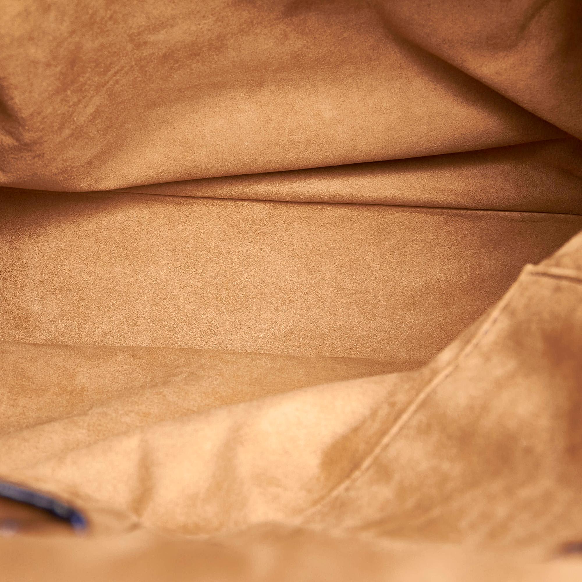 MCM Embossed Patent Leather Tote Bag (SHG-28666)