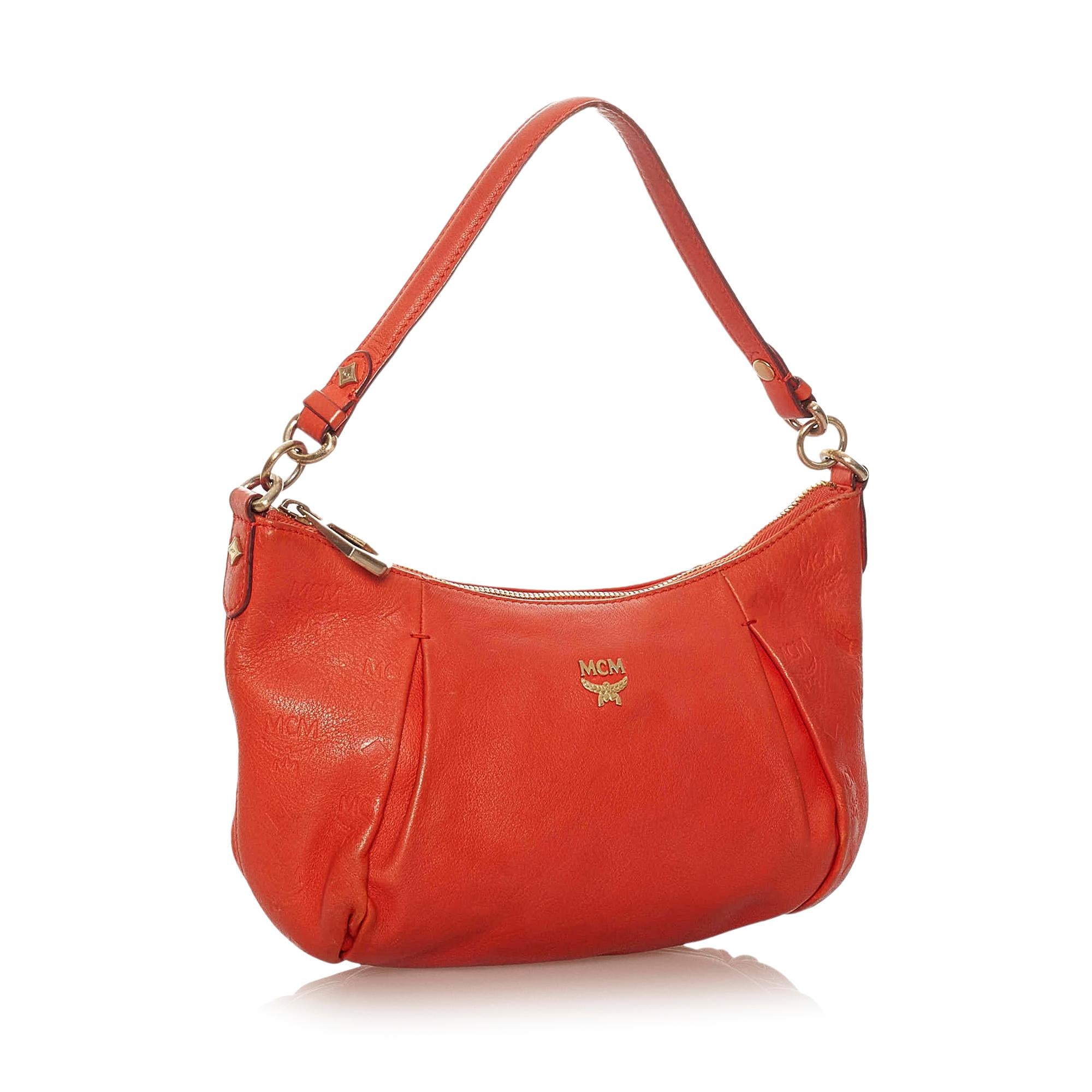MCM Leather Baguette (SHG-37480)