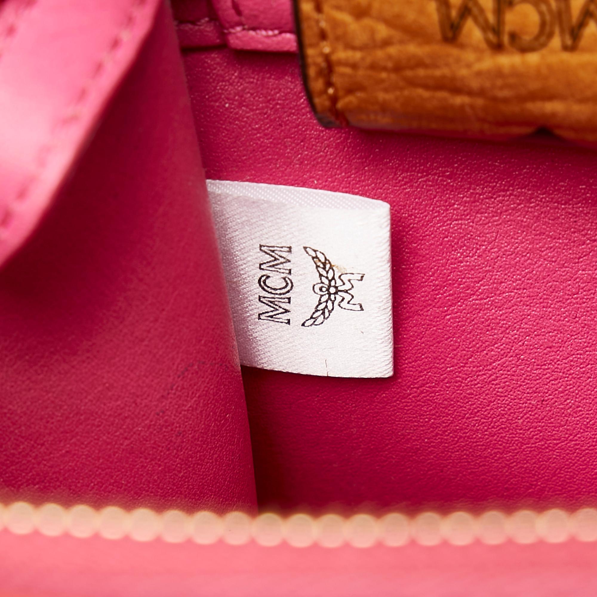 MCM Leather Crossbody Bag (SHG-28286)