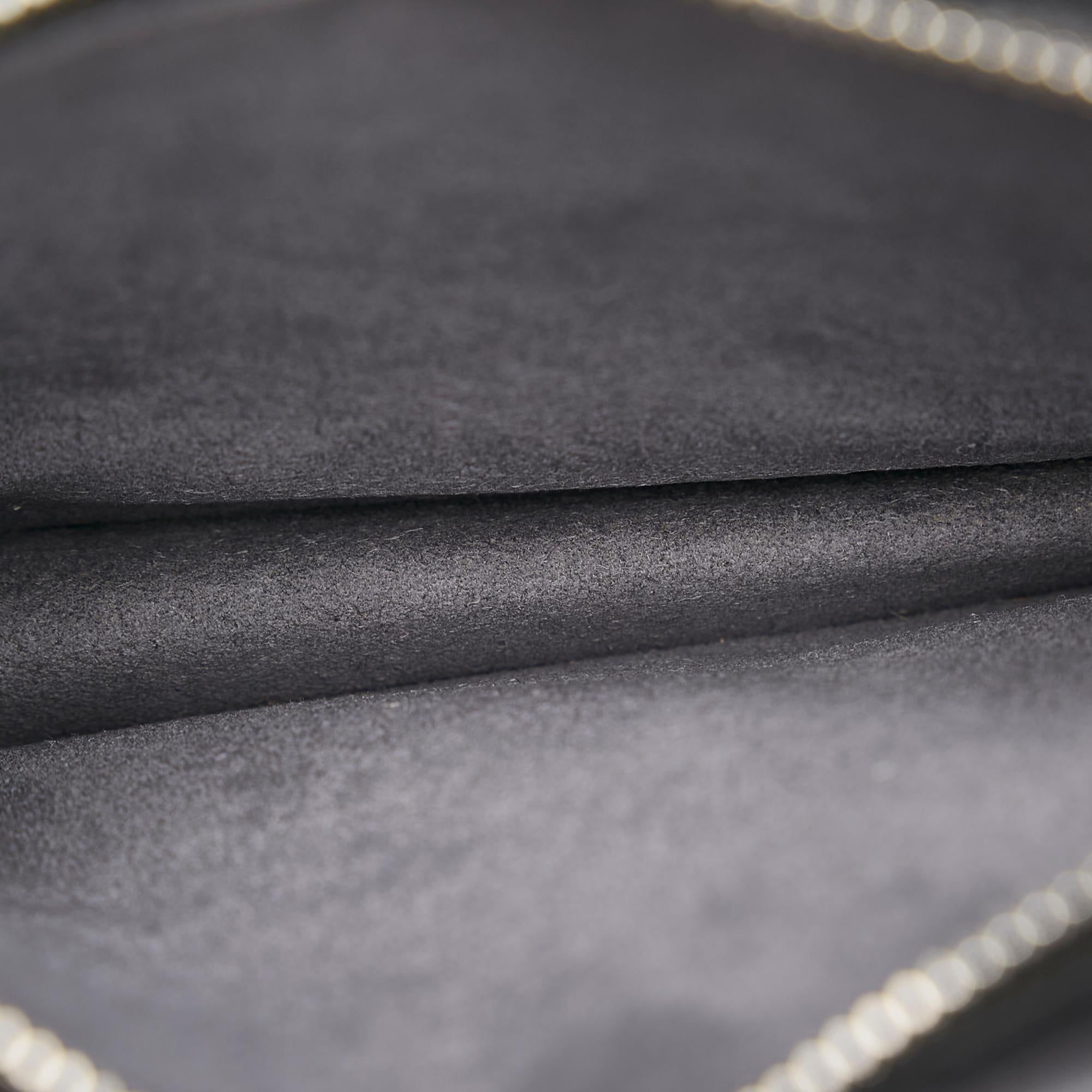 MCM Leather Crossbody Bag (SHG-28409)