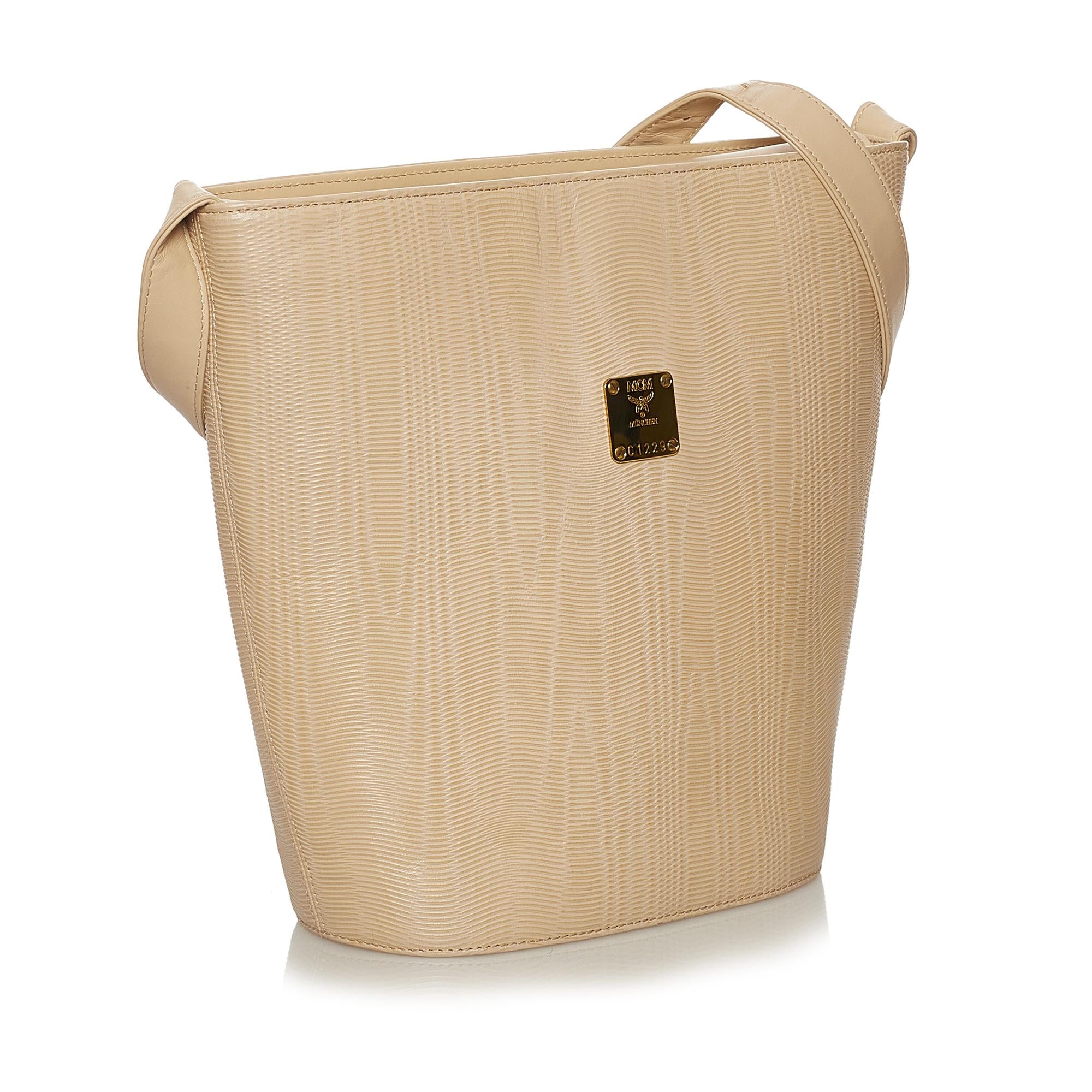 MCM Leather Crossbody Bag (SHG-28459)