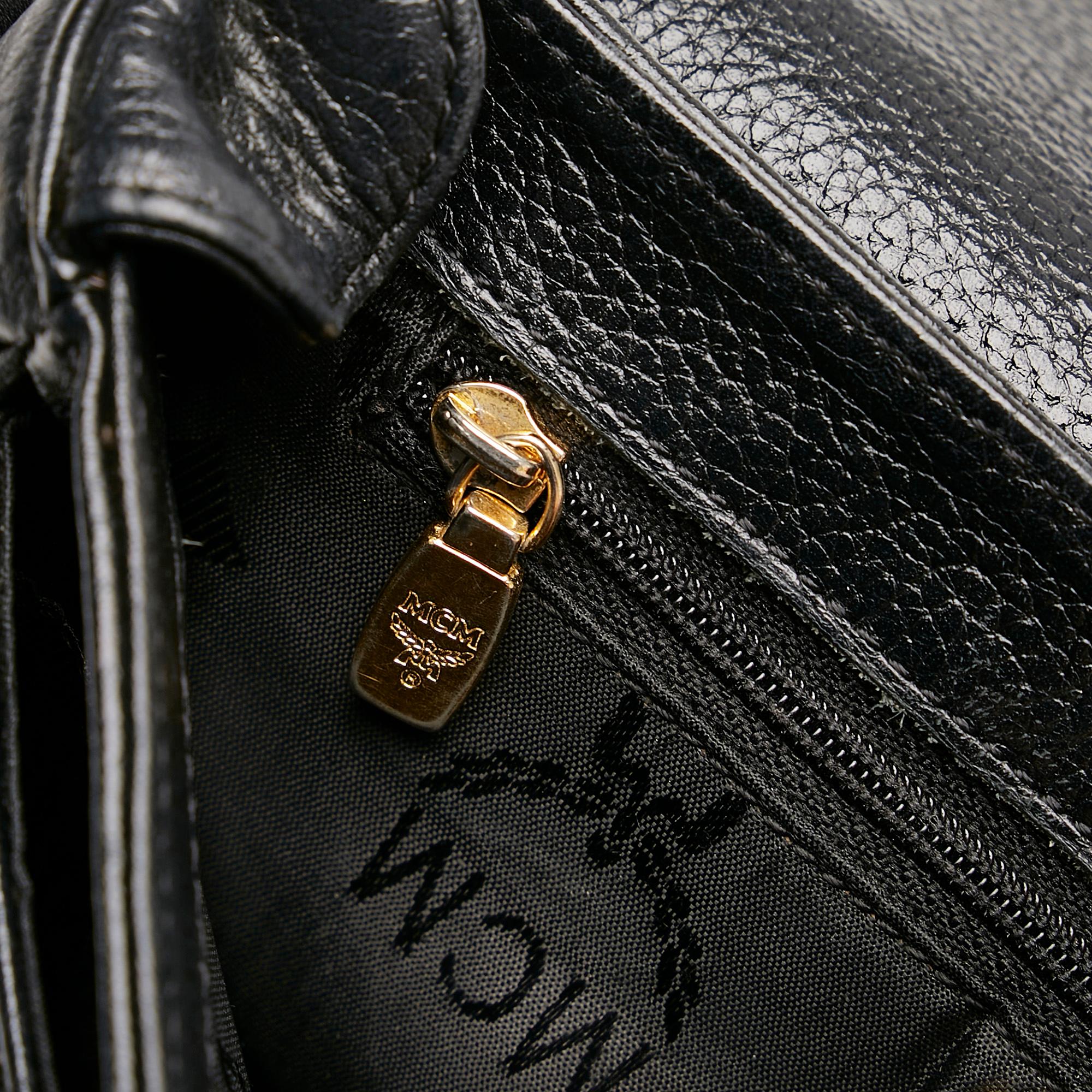 MCM Leather Crossbody Bag (SHG-37481)