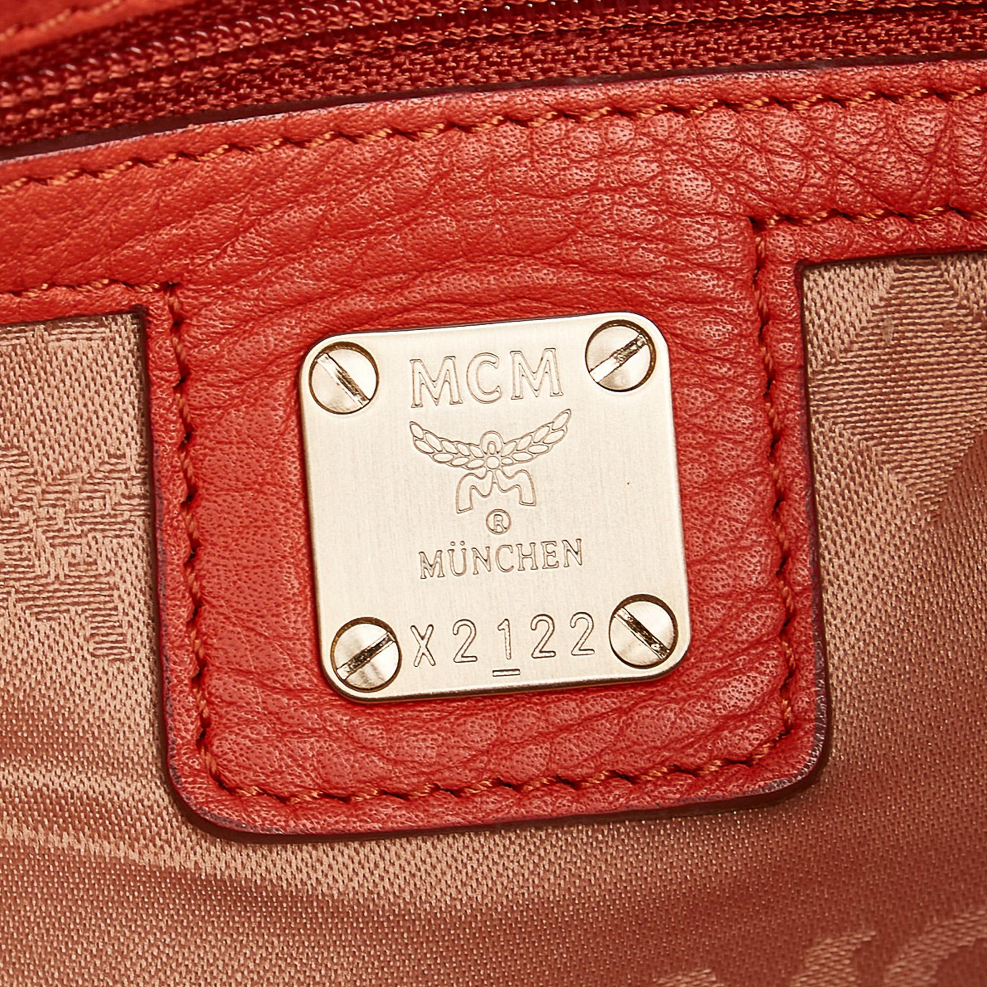 MCM Leather Shoulder Bag (SHG-31004)