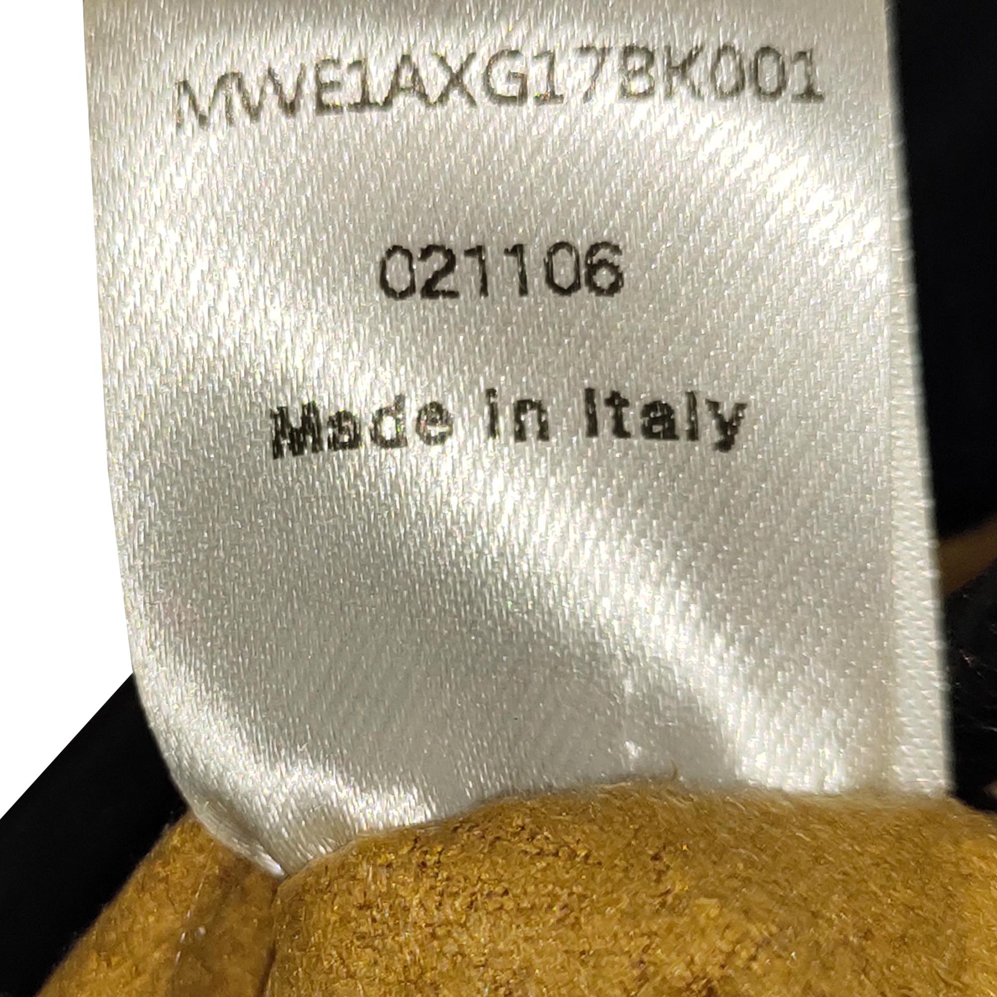 MCM Leather Shoulder Bag (SHG-KaVIvc)