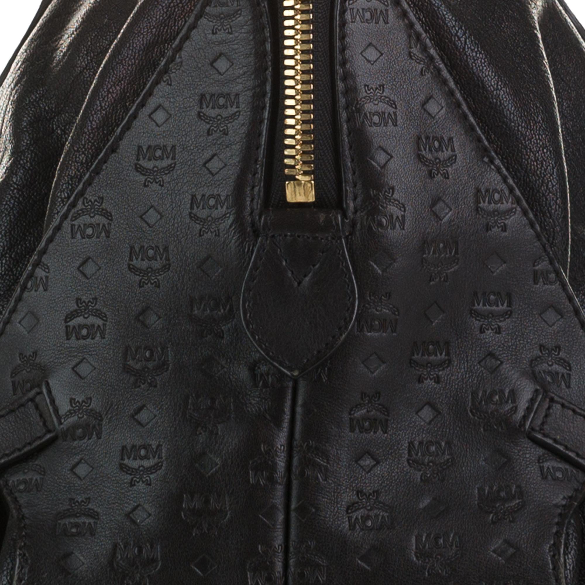 MCM Leather Shoulder Bag (SHG-KaVIvc)