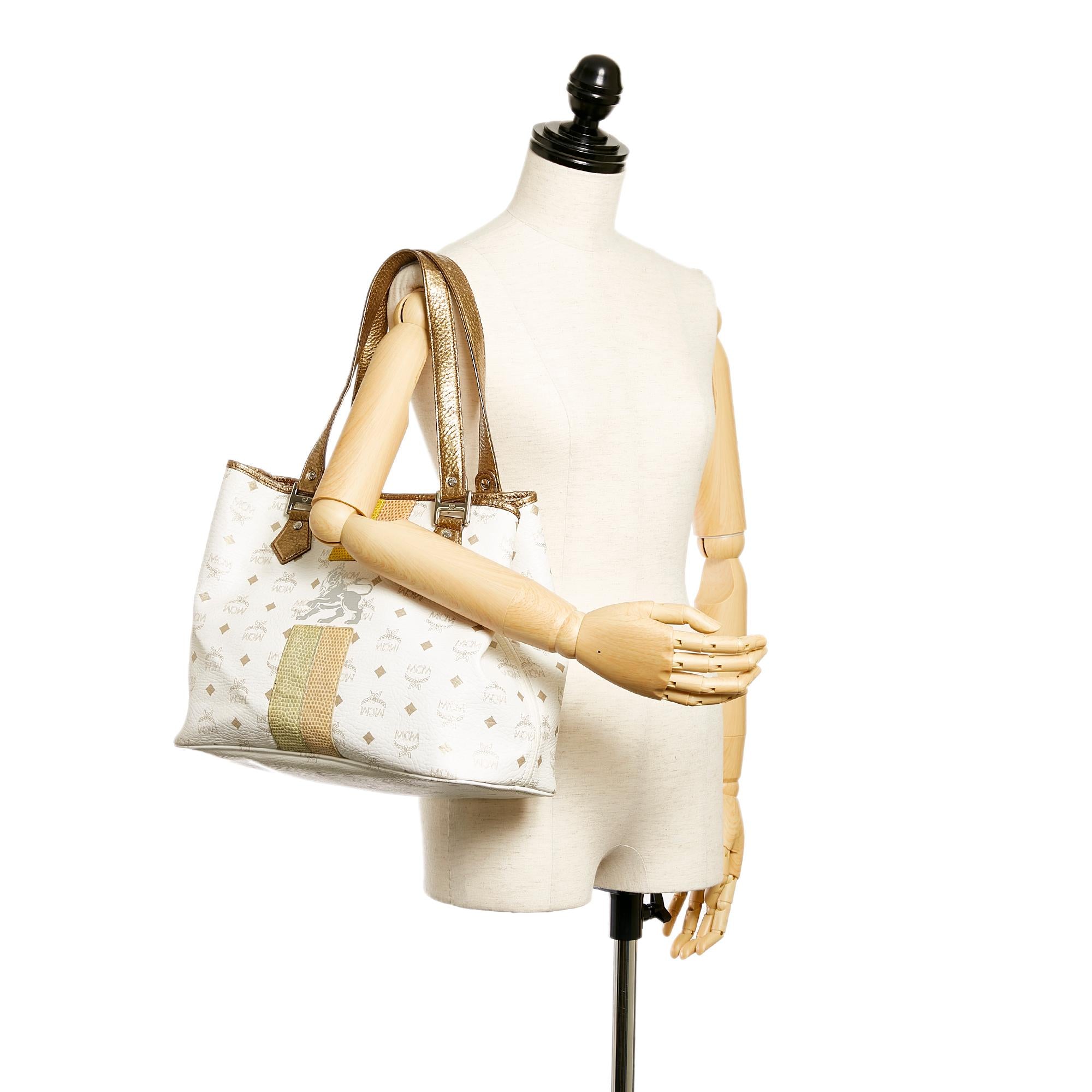 MCM Lion Visetos Leather Tote Bag (SHG-27320)