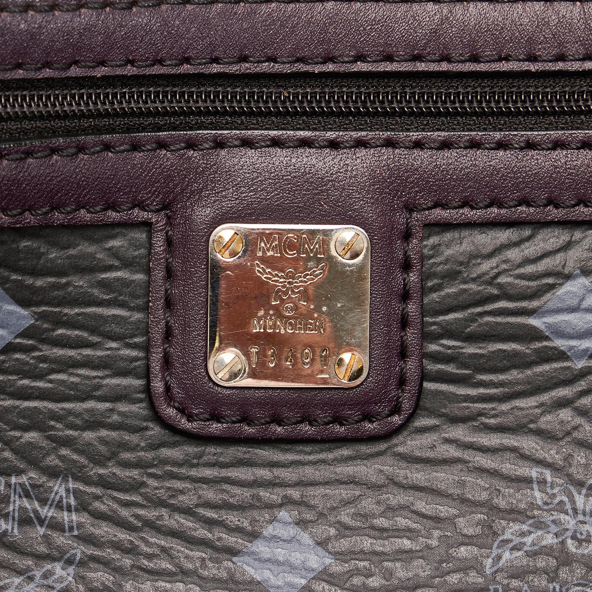 MCM Lion Visetos Leather Tote Bag (SHG-33013)