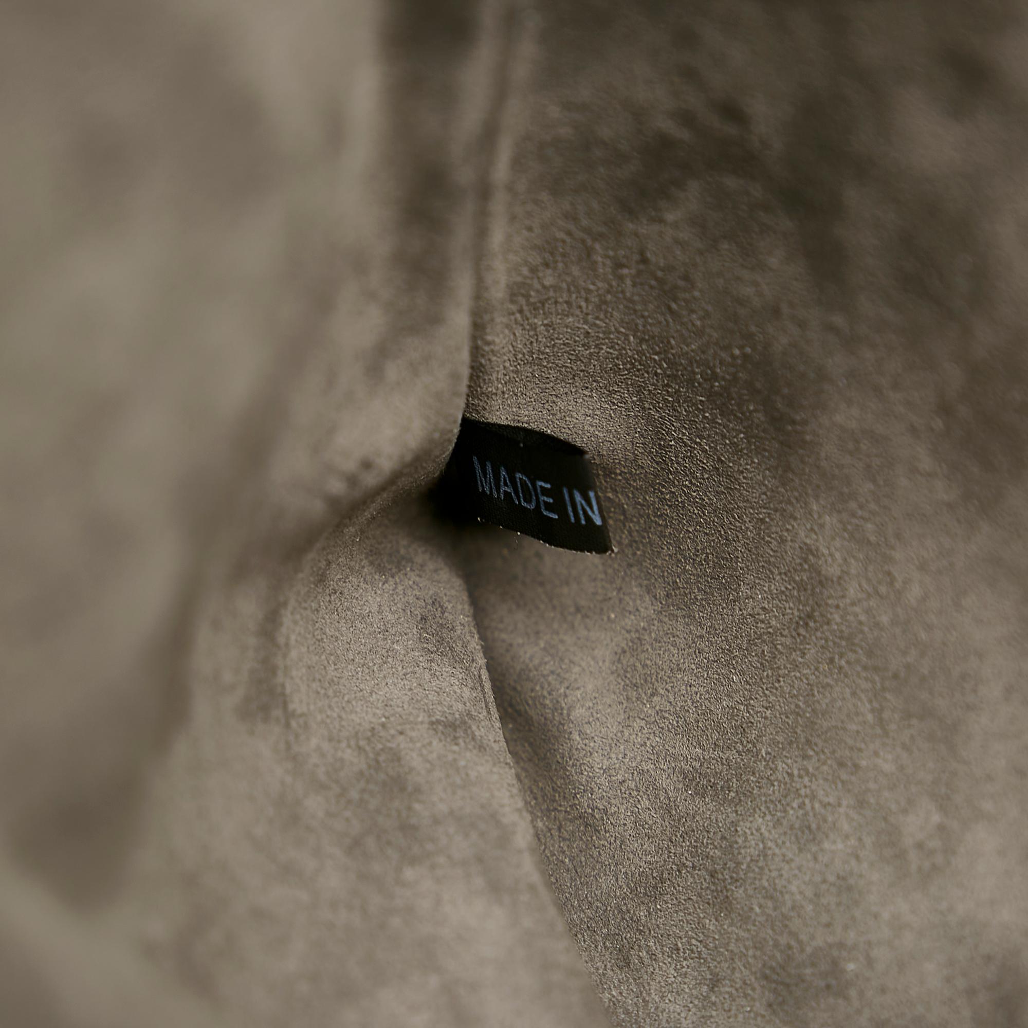 MCM Visetos Leather Clutch (SHG-25243)