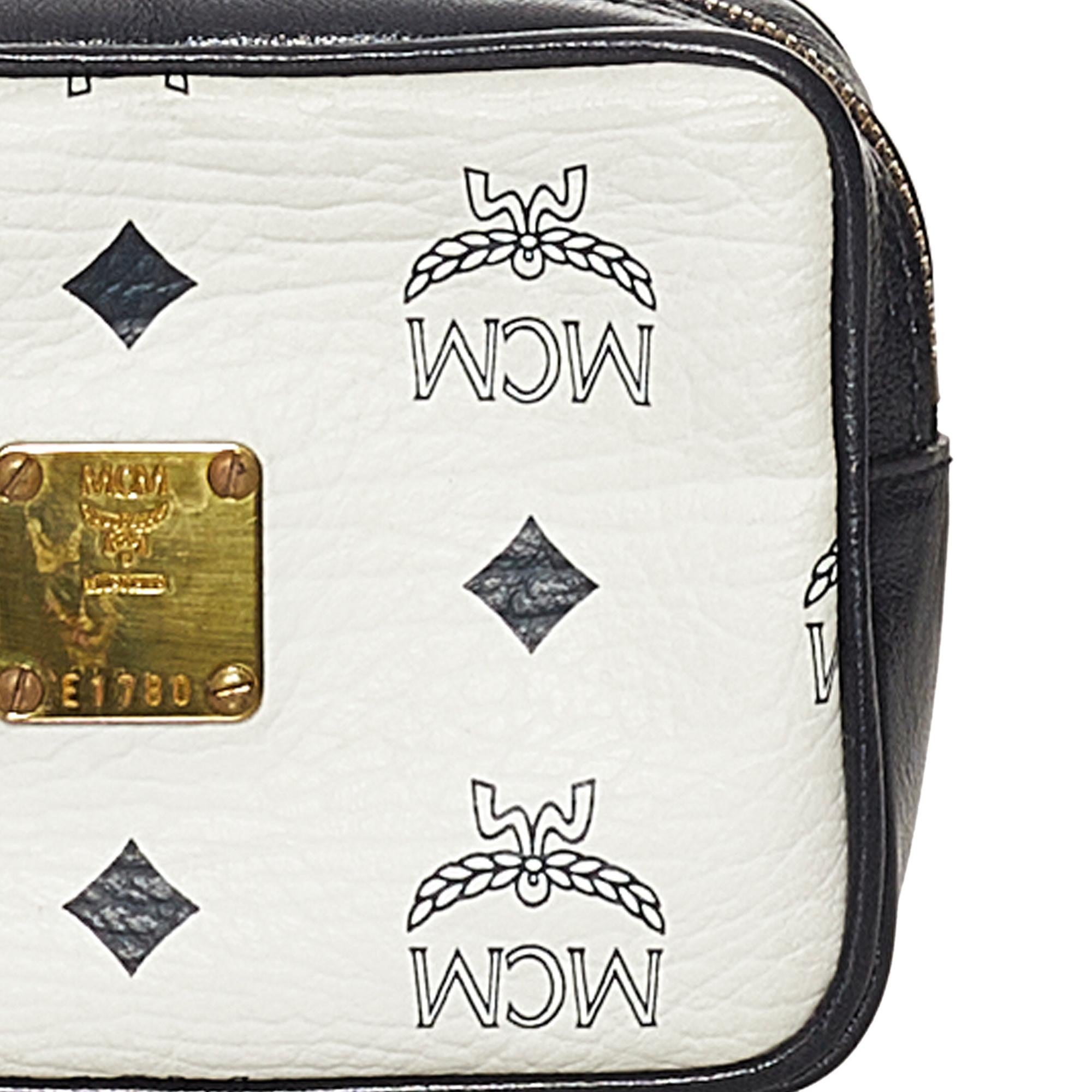 MCM Visetos Leather Pouch (SHG-28461)