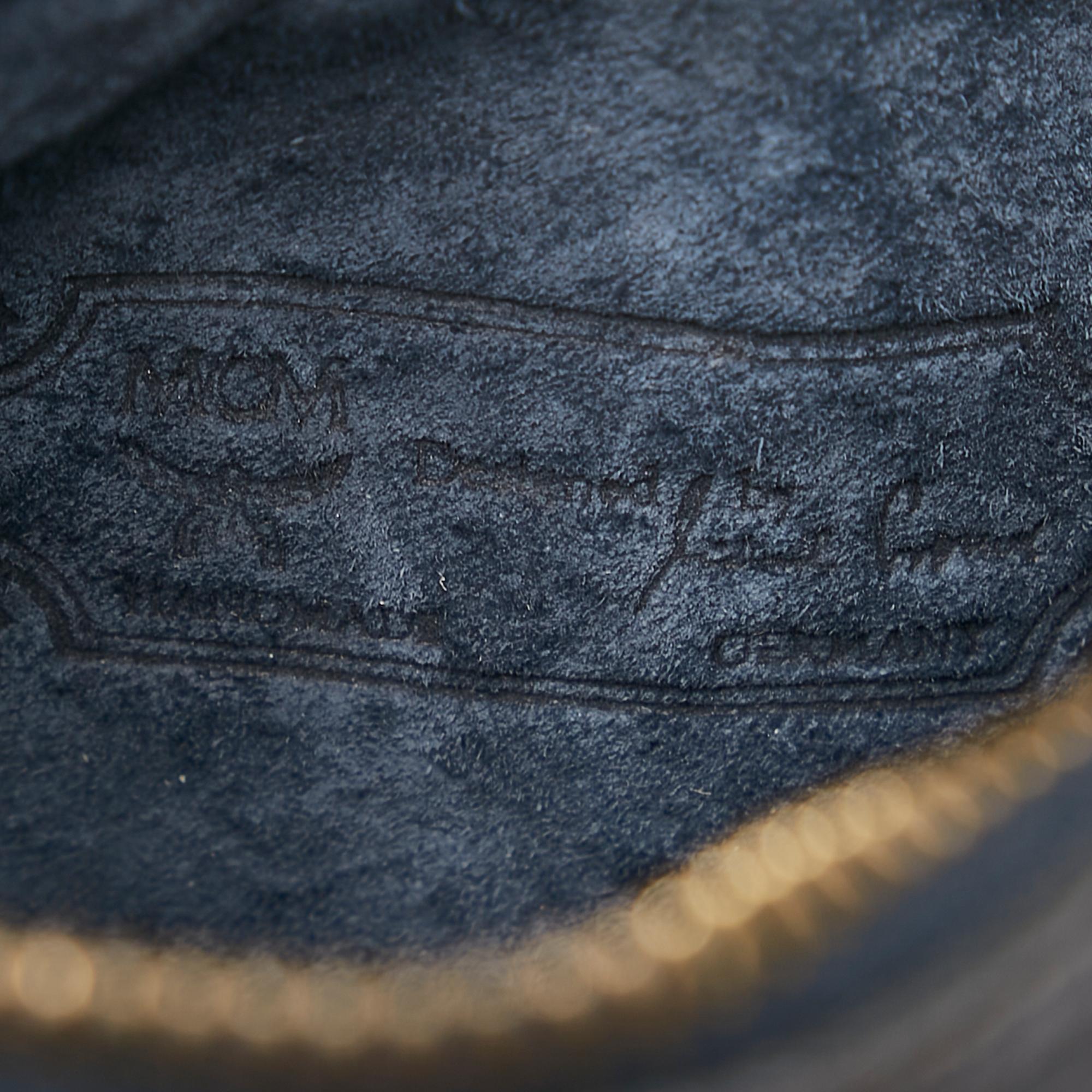 MCM Visetos Leather Pouch (SHG-28461)