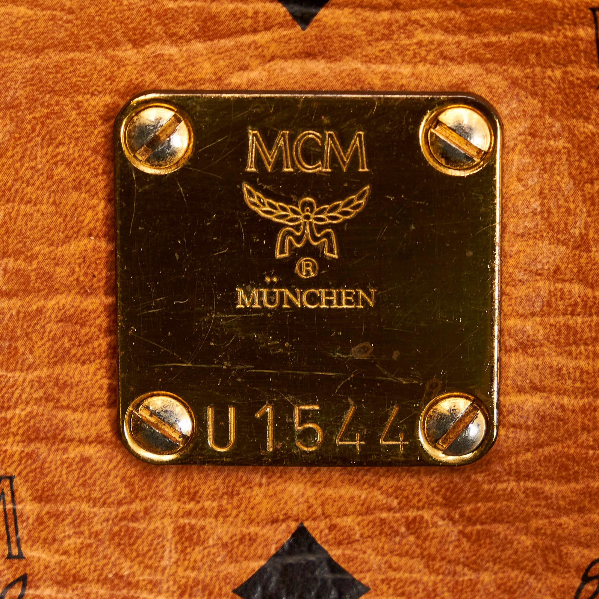MCM Visetos Leather Shoulder Bag (SHG-30160)