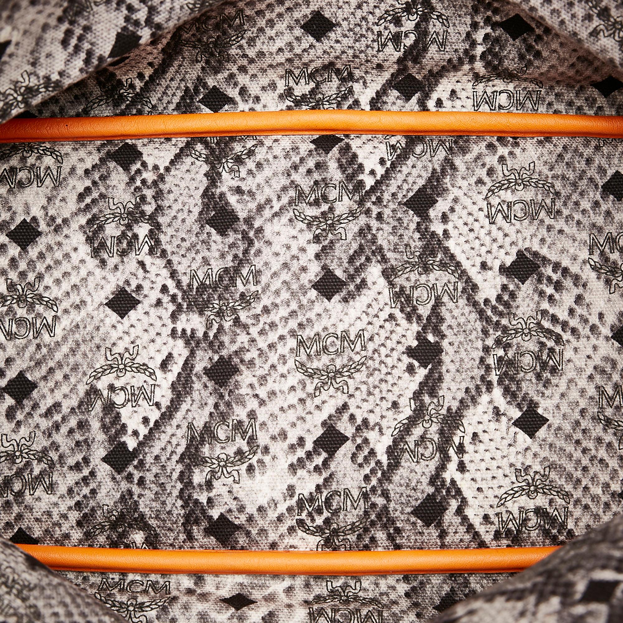 MCM Visetos Reversible Liz Tote Bag (SHG-28957)