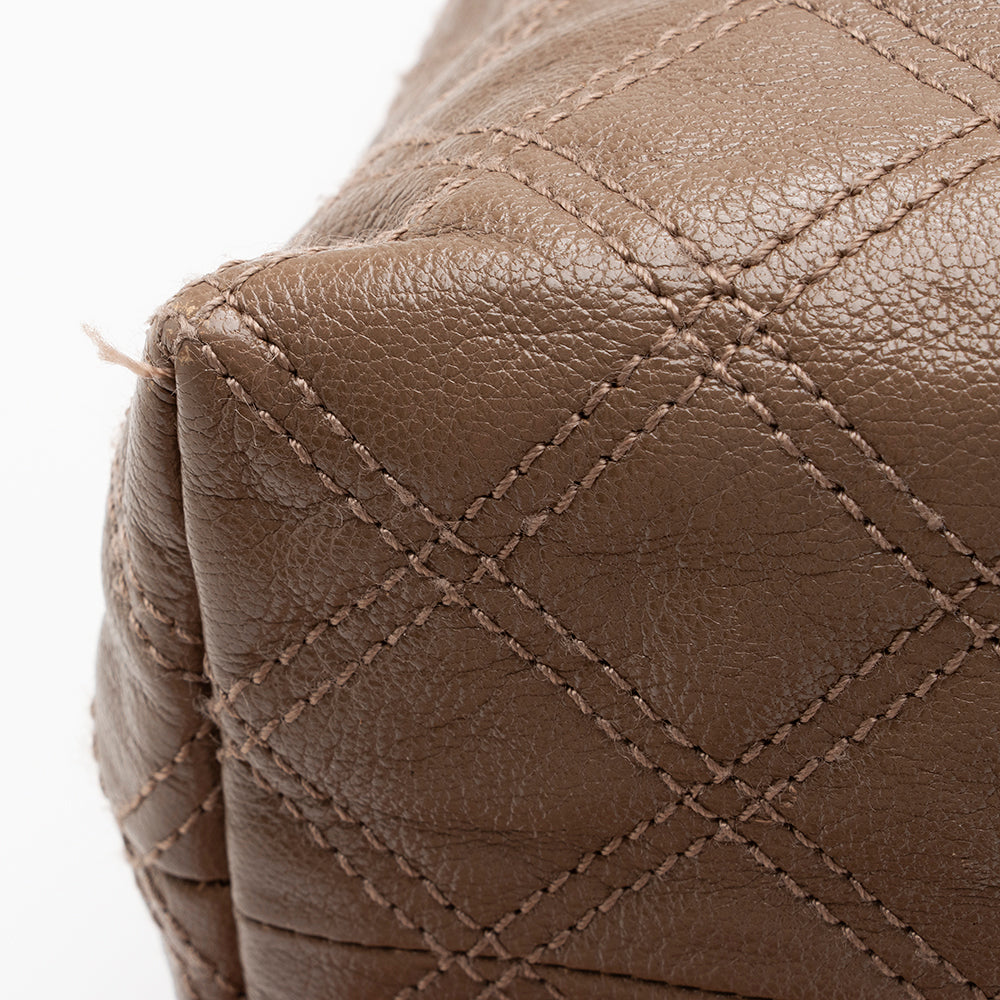 Marc Jacobs Quilted Leather Baroque Extra Large Single Shoulder Bag (SHF-15737)