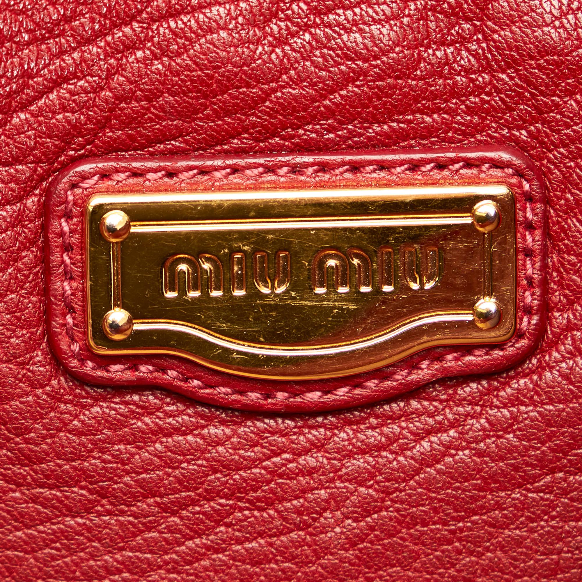 Miu Miu Leather Crossbody Bag (SHG-27801)