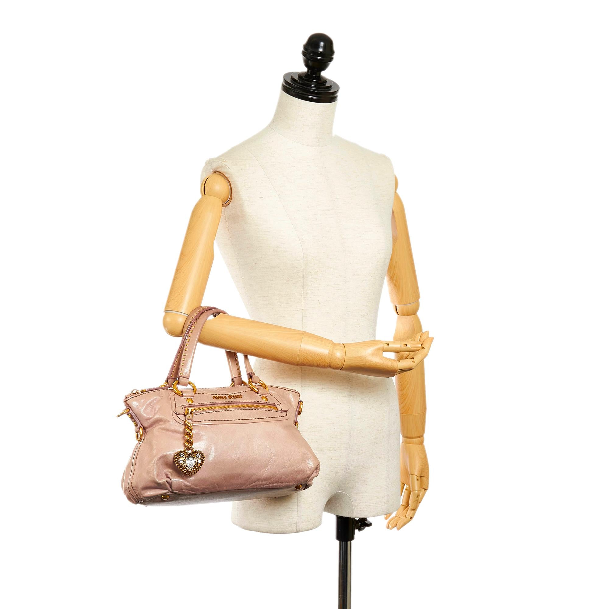 Miu Miu Leather Handbag (SHG-31255)