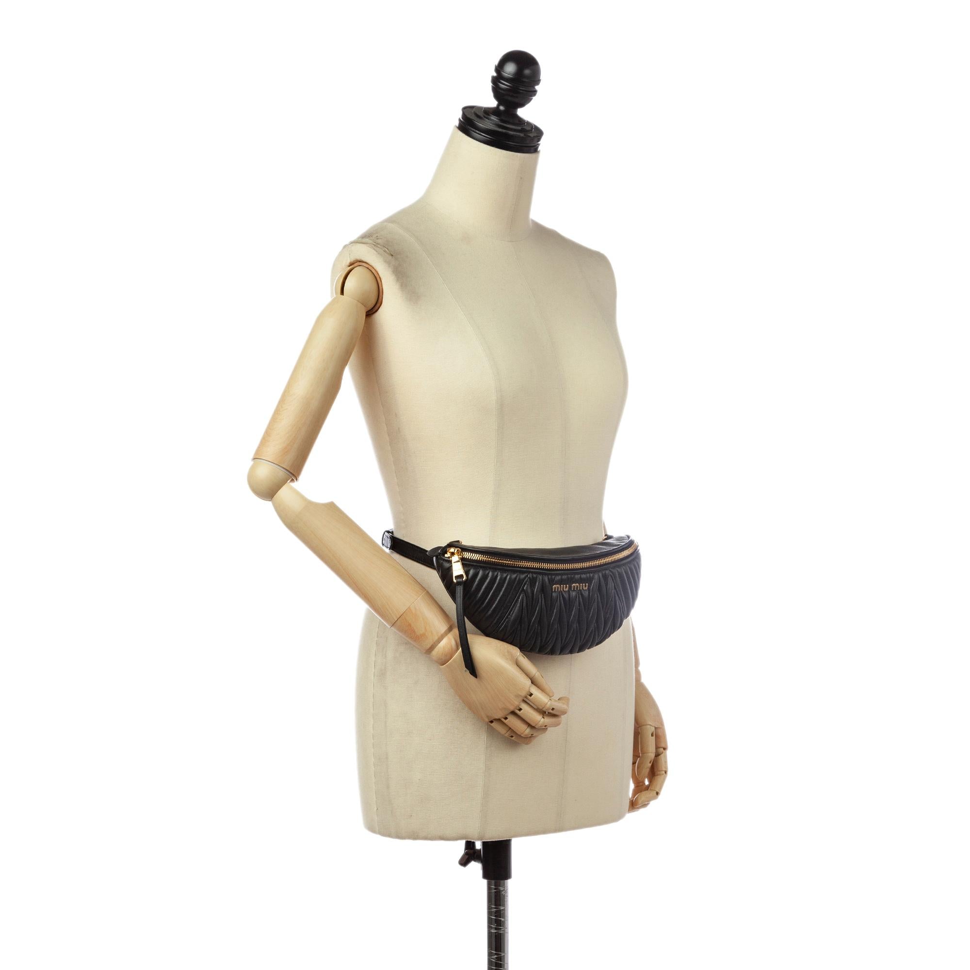 Miu Miu Matelasse Belt Bag (SHG-30575)