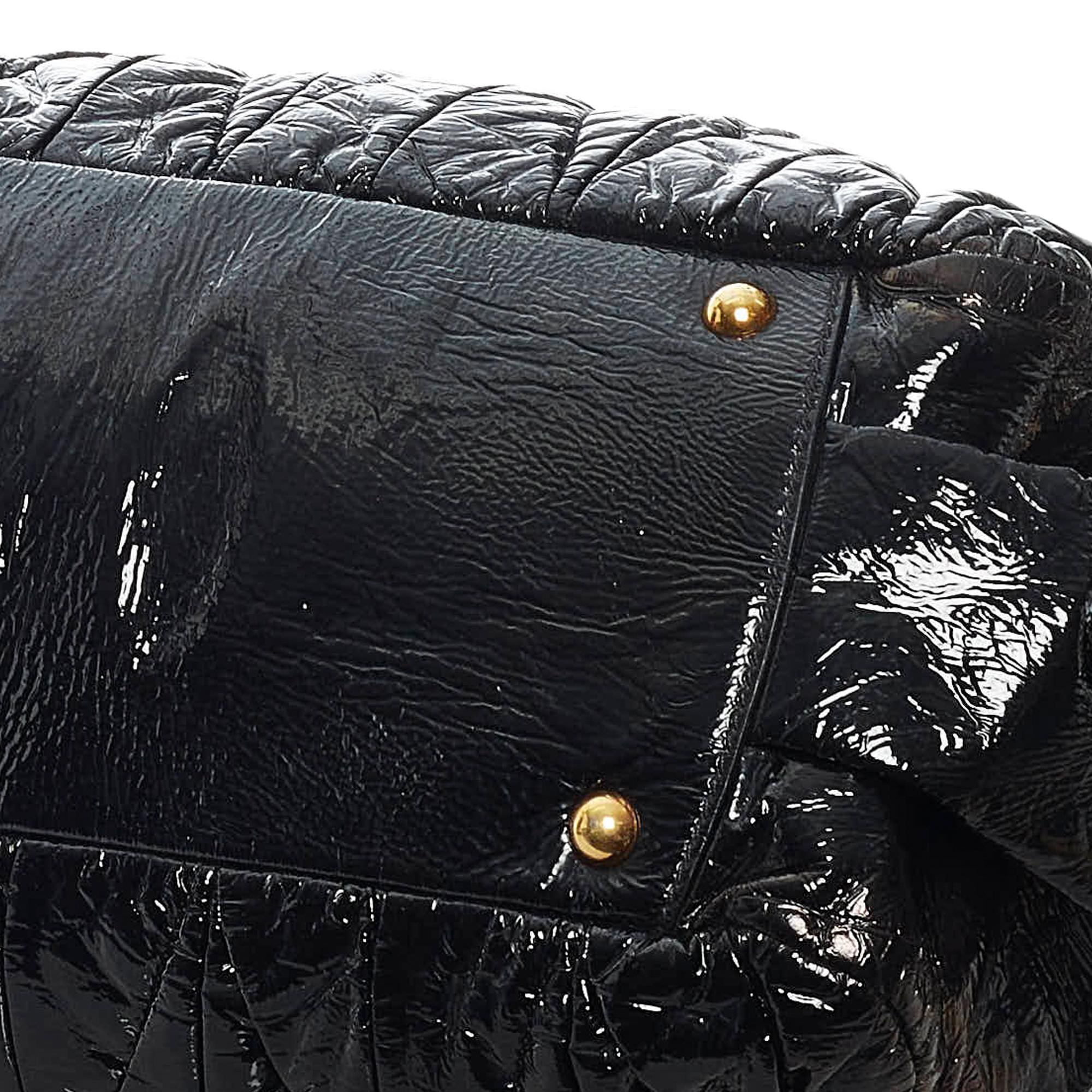 Miu Miu Matelasse Patent Leather Handbag (SHG-30085)