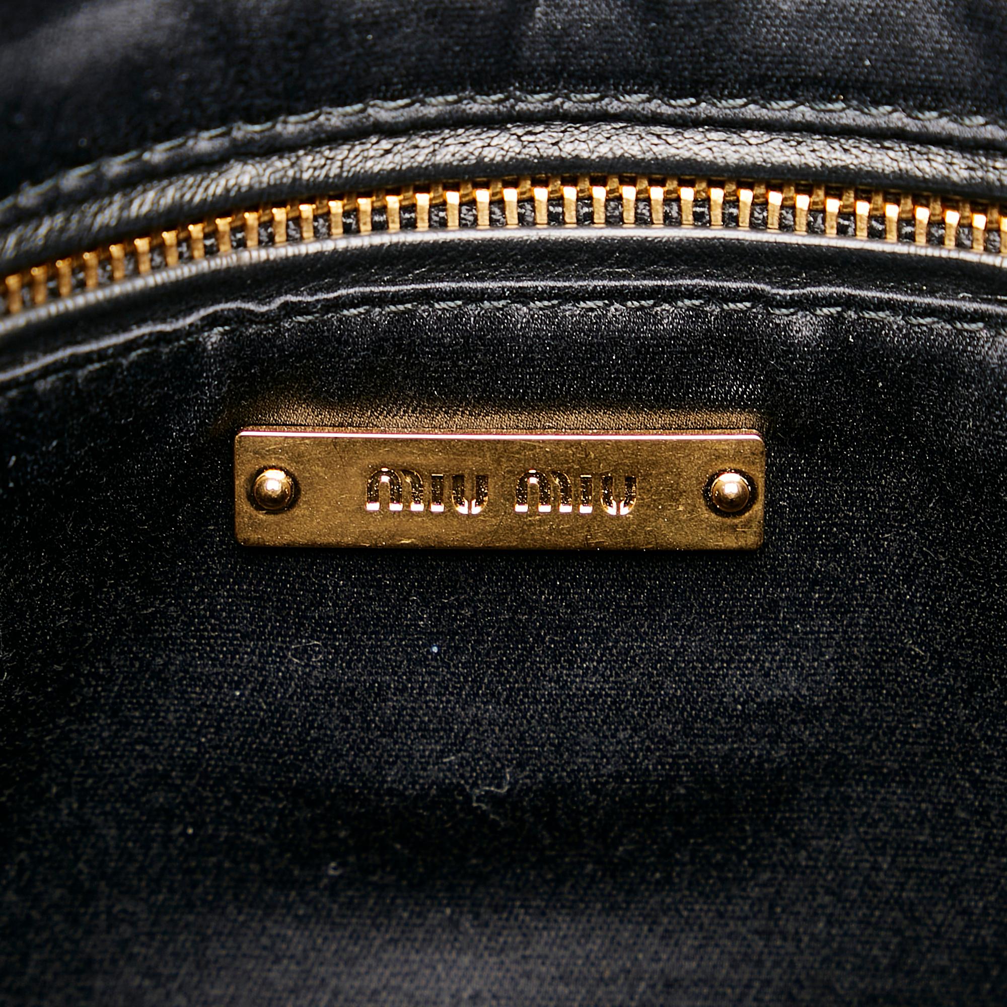 Miu Miu Studded Leather Clutch Bag (SHG-29355)