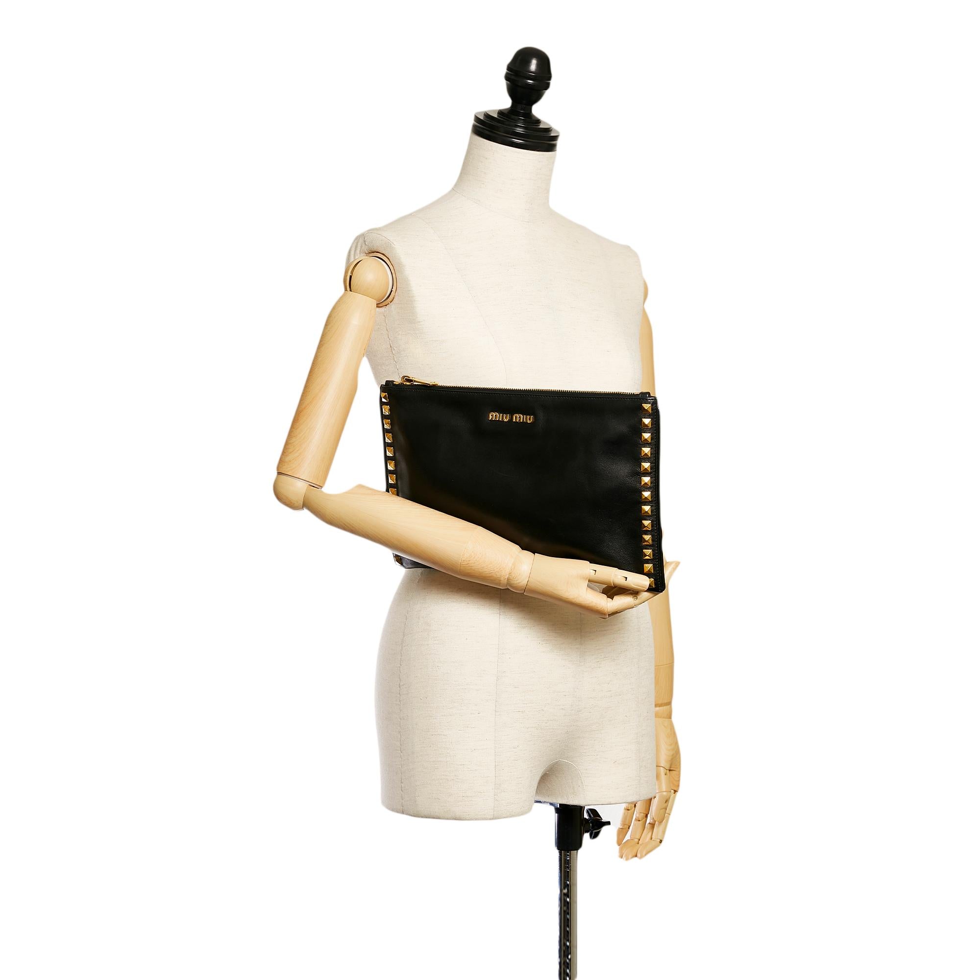 Miu Miu Studded Leather Clutch Bag (SHG-29355)