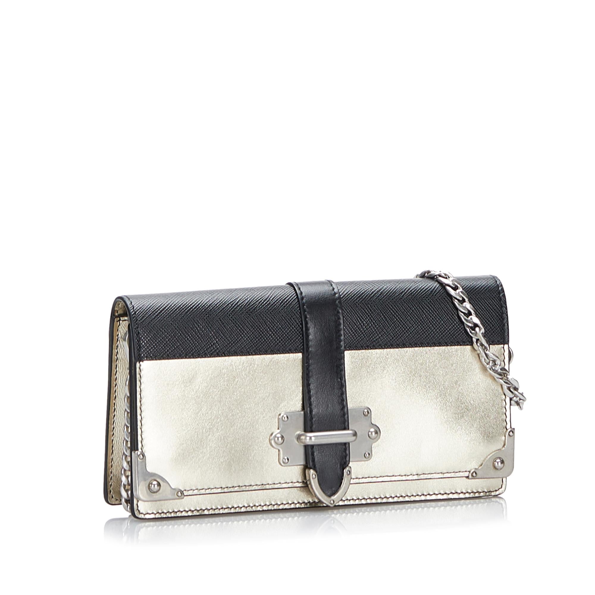 Prada Cahier Wallet On Chain (SHG-lARuKJ)