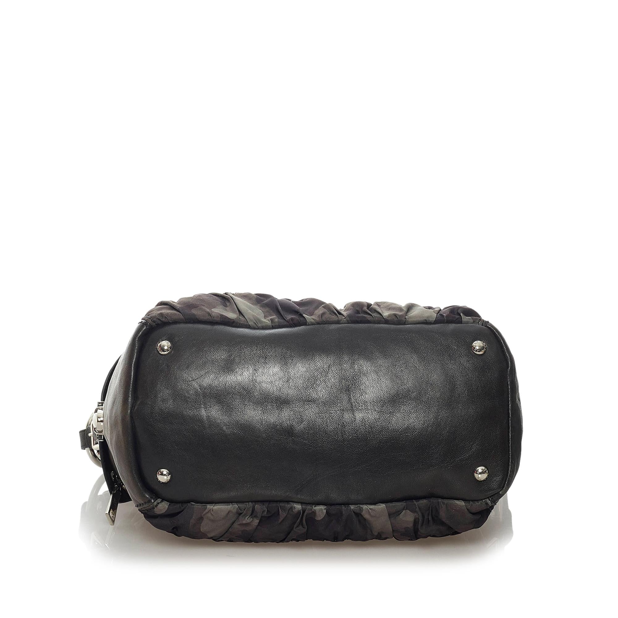 Prada Camouflage Tessuto Gaufre Tote Bag (SHG-29200)