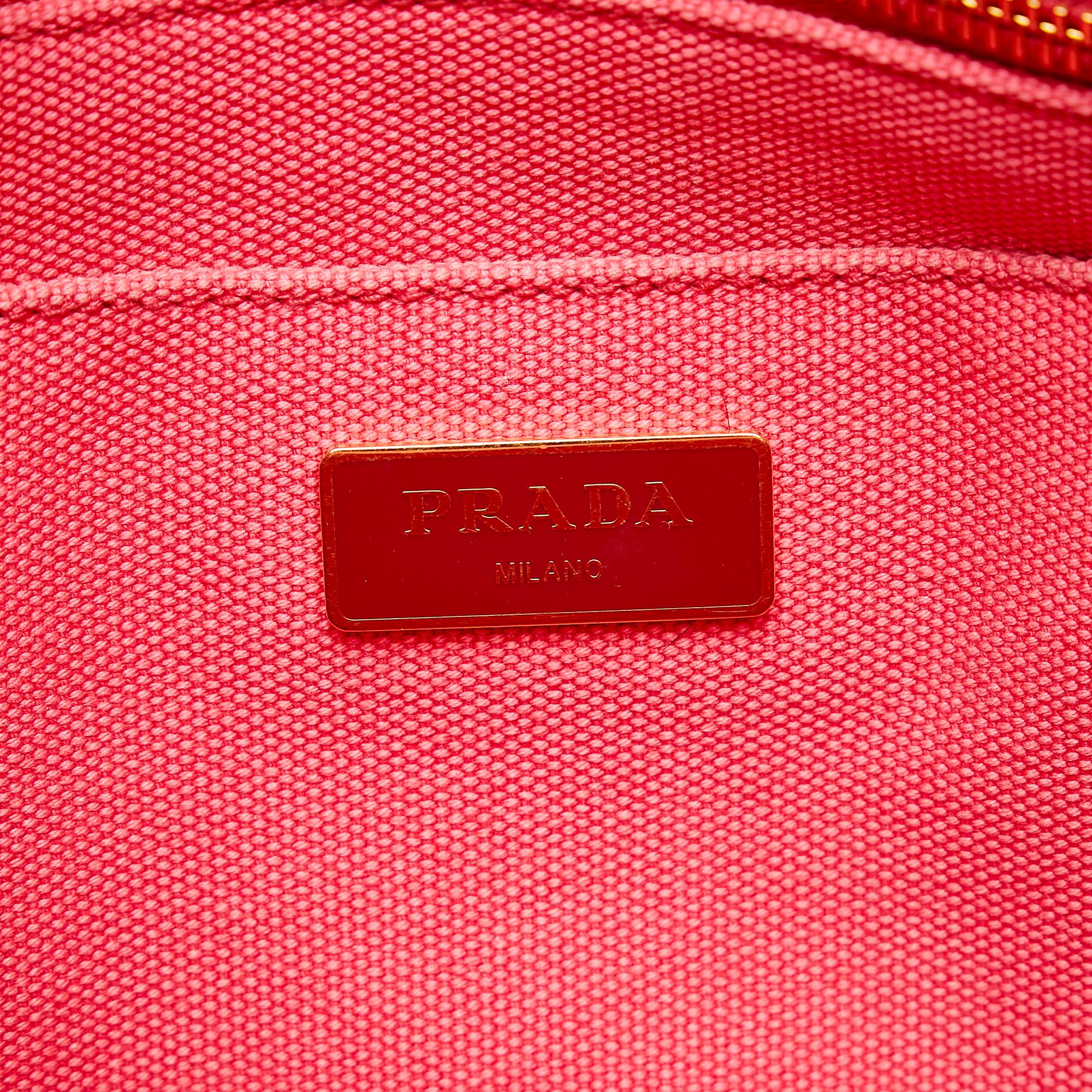 Prada Canapa Logo Satchel (SHG-OKi5k7)