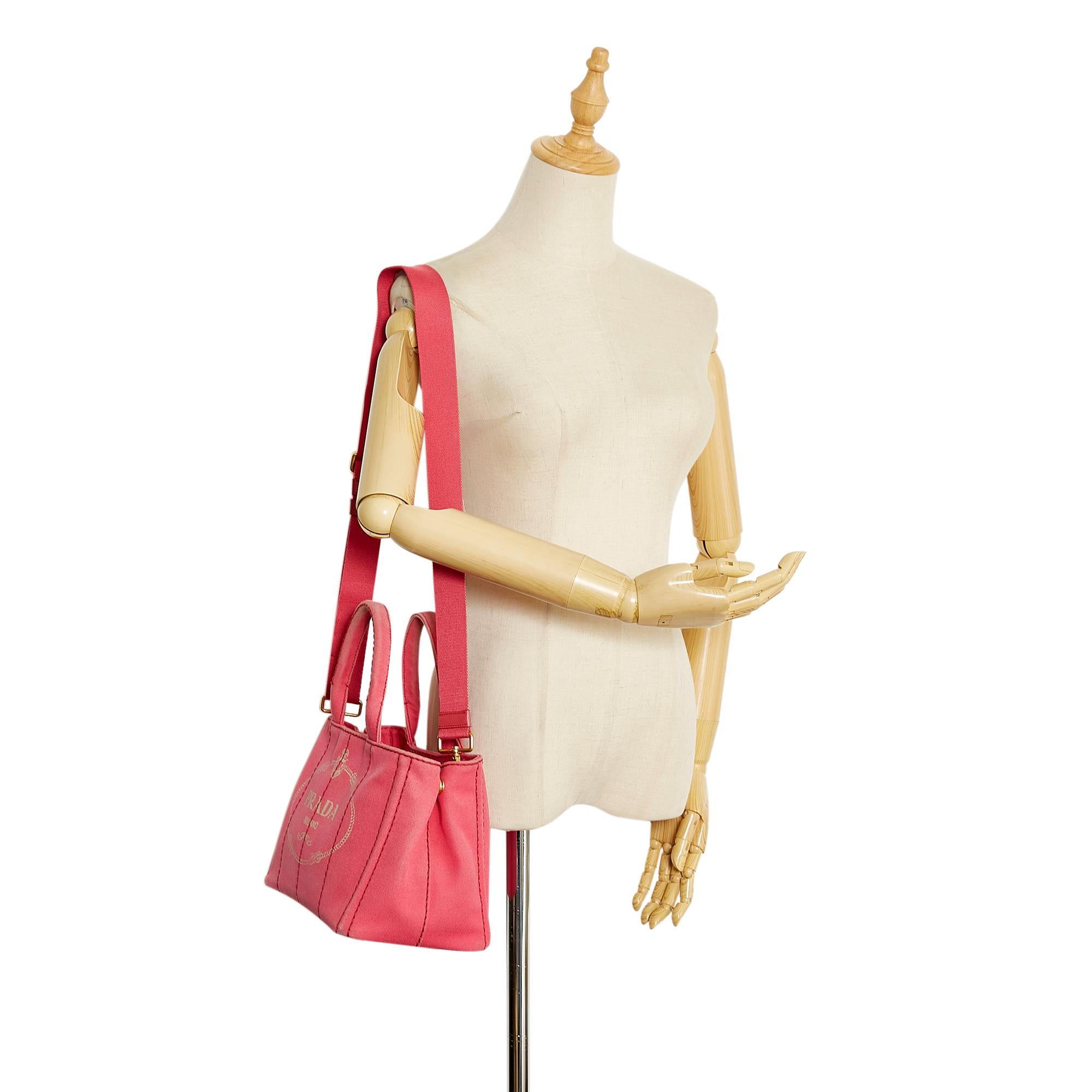 Prada Canapa Logo Satchel (SHG-OKi5k7)