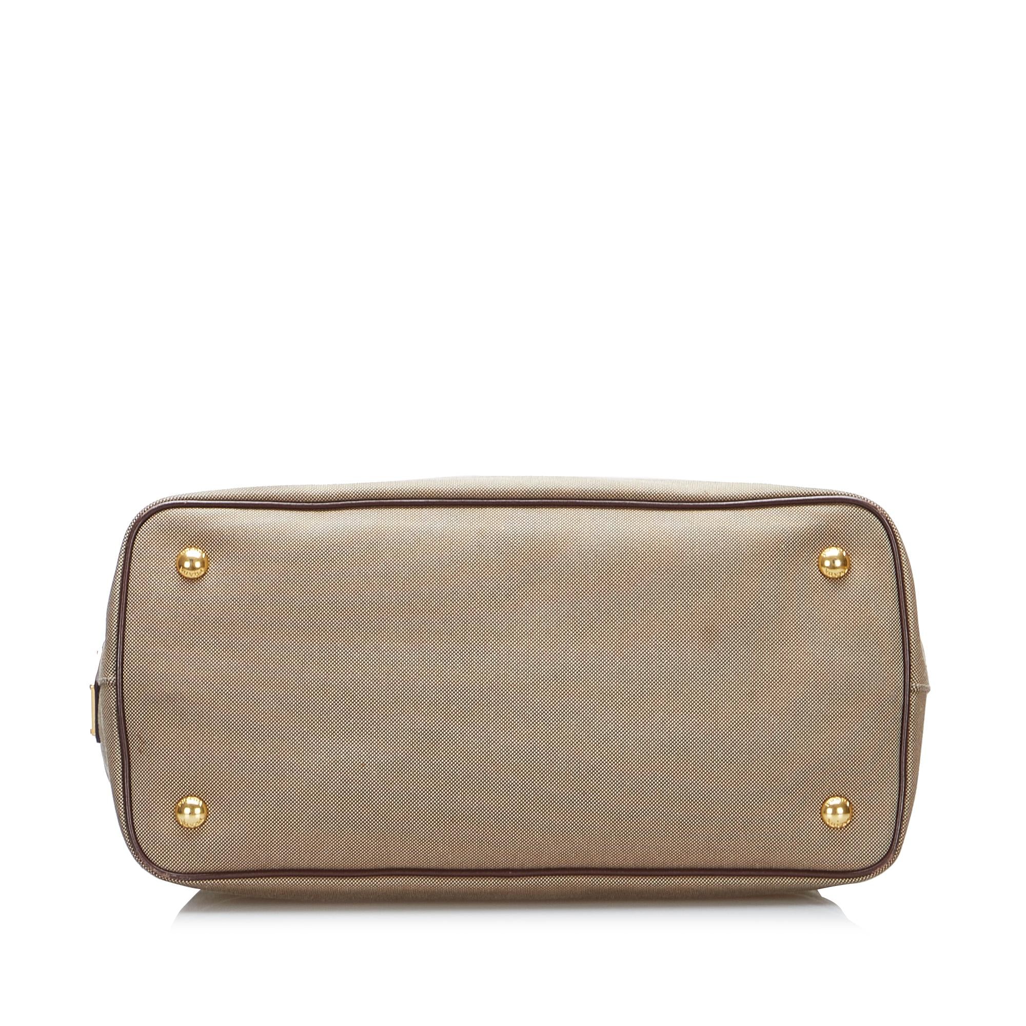 Prada Canapa Logo Satchel (SHG-iV35jz)