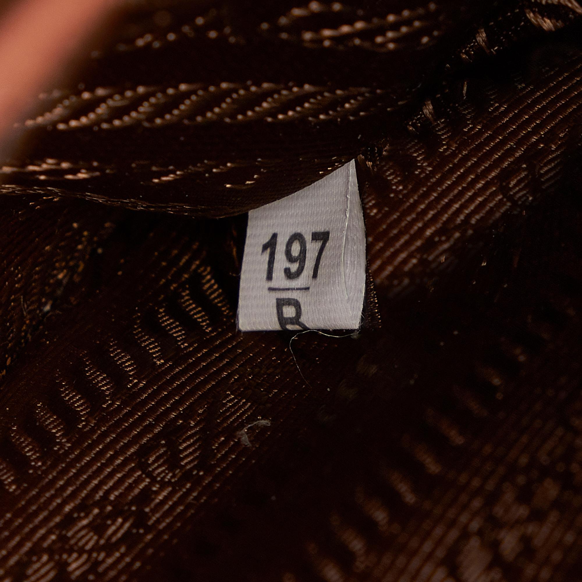 Prada Canapa Logo Satchel (SHG-iV35jz)